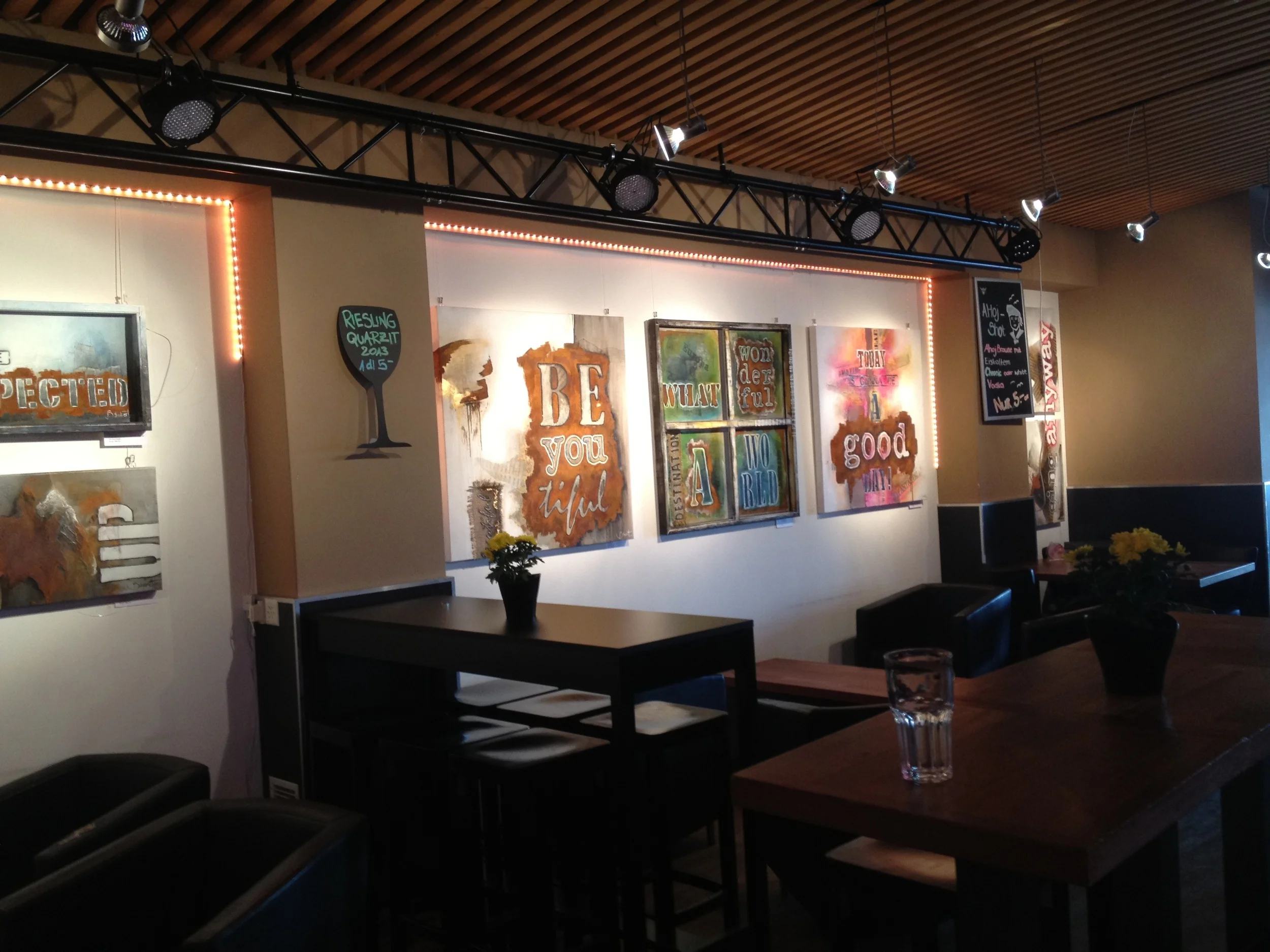 Kunstausstellung Encouraging Art