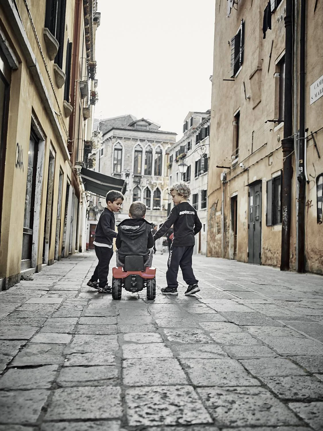 Please allow a minute for all images to load