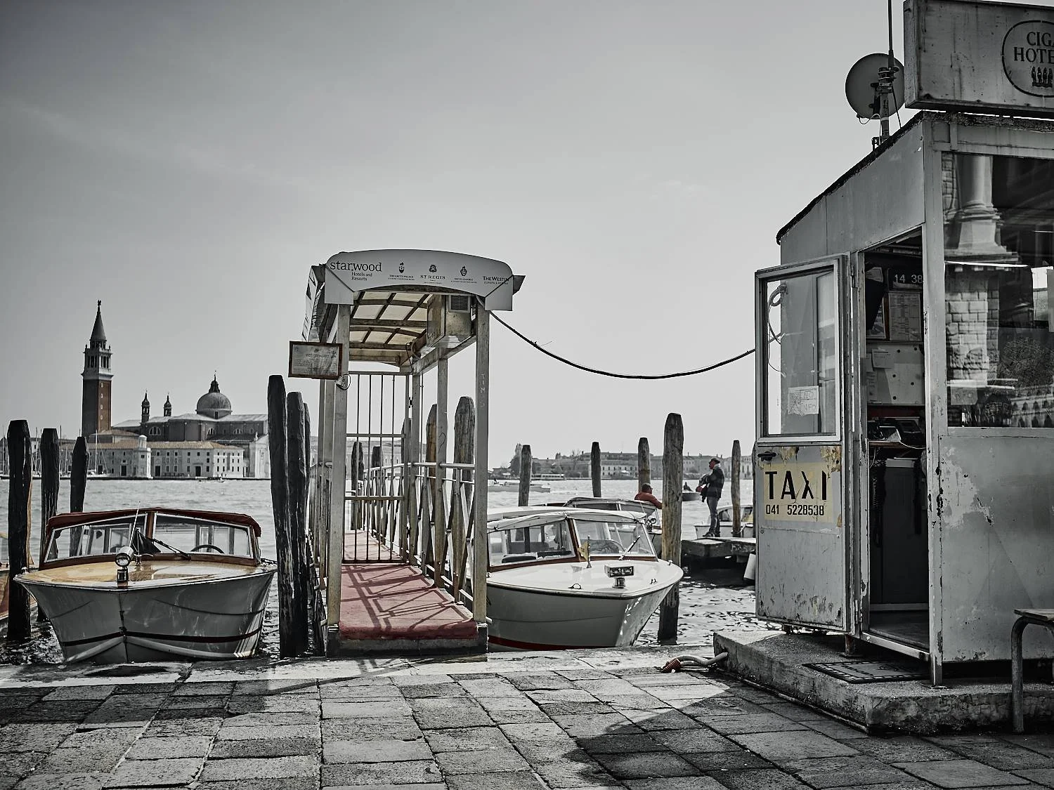 Isaac-venice_64913.jpg