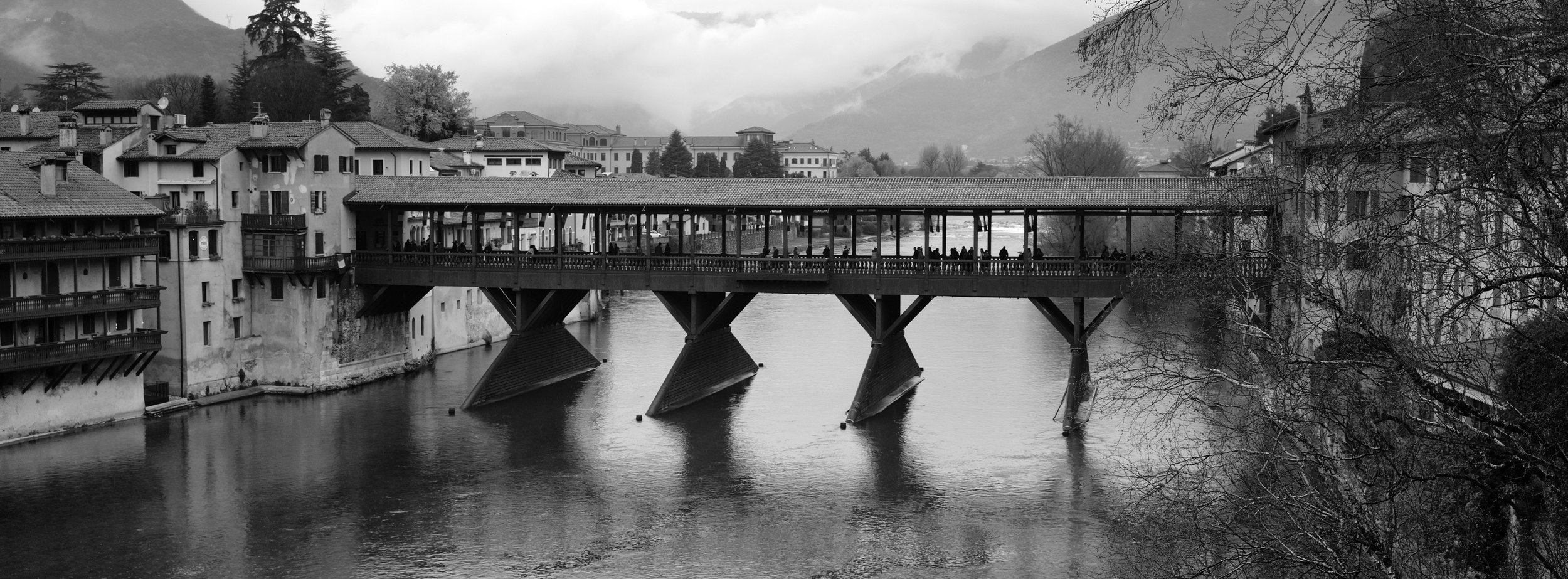 54-55 Brassano del Grappa B0009959 bridge.jpg