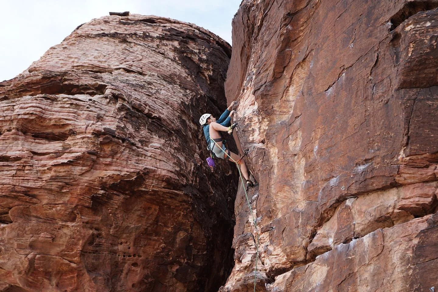 There were no holds, so I had to use skill.
⠀
This is my signature short girl move: &ldquo;the toe-to-tit.&rdquo;
⠀
In all seriousness though, climbing is great because no one ever climbs a route exactly like someone else.
⠀
It&rsquo;s impossible! Ou