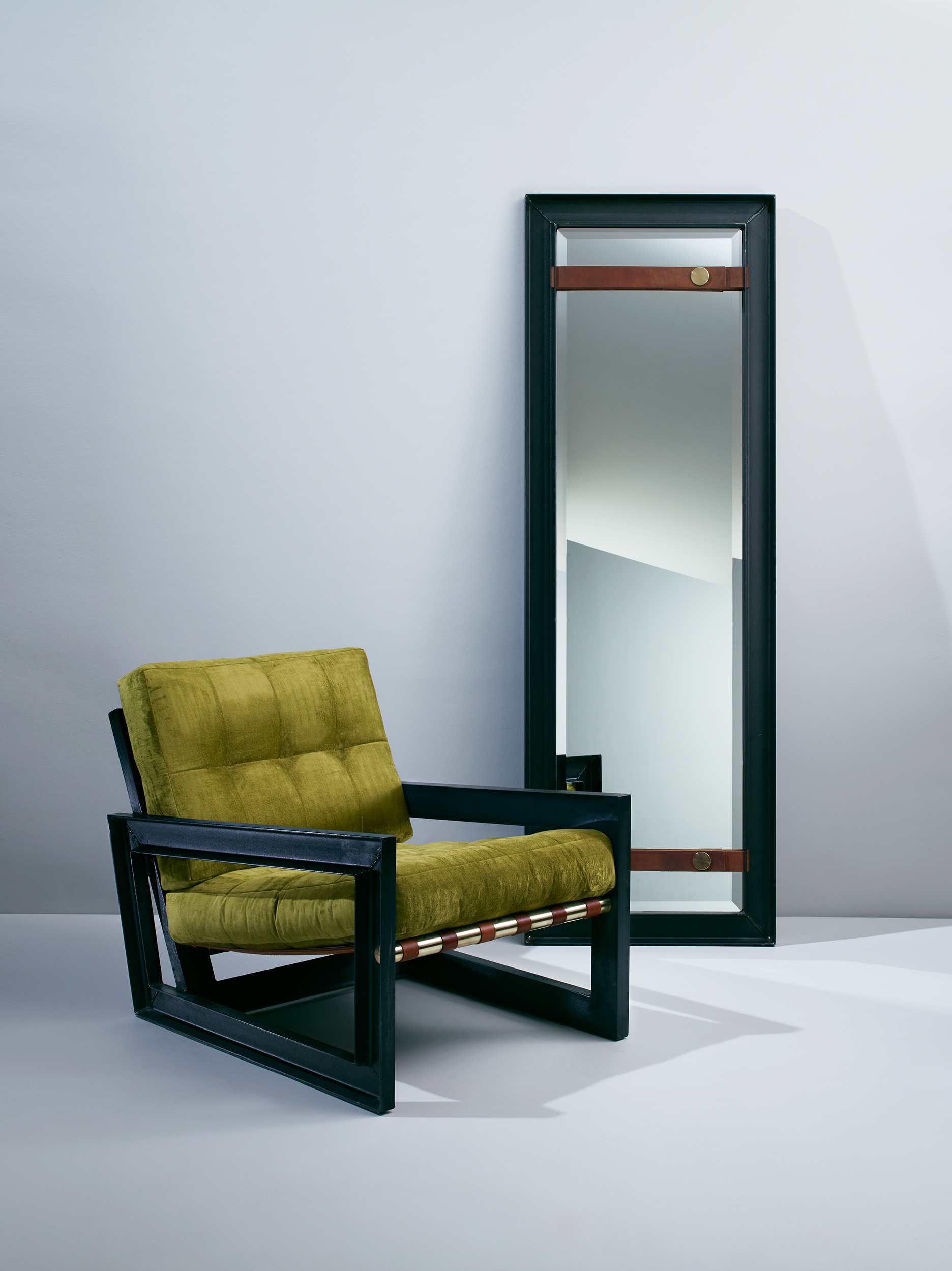 PS1_Chair_Mirror_COMP_R1_Chartreuse_2500pxl.jpg