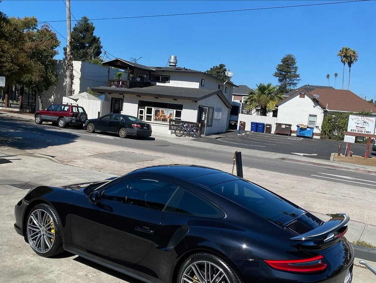 It&rsquo;s the season of the Porsche here at the shop.
Call us Canepa South. Rumor has it that Bruce painted 3 Deloreans in the very building which we now occupy.