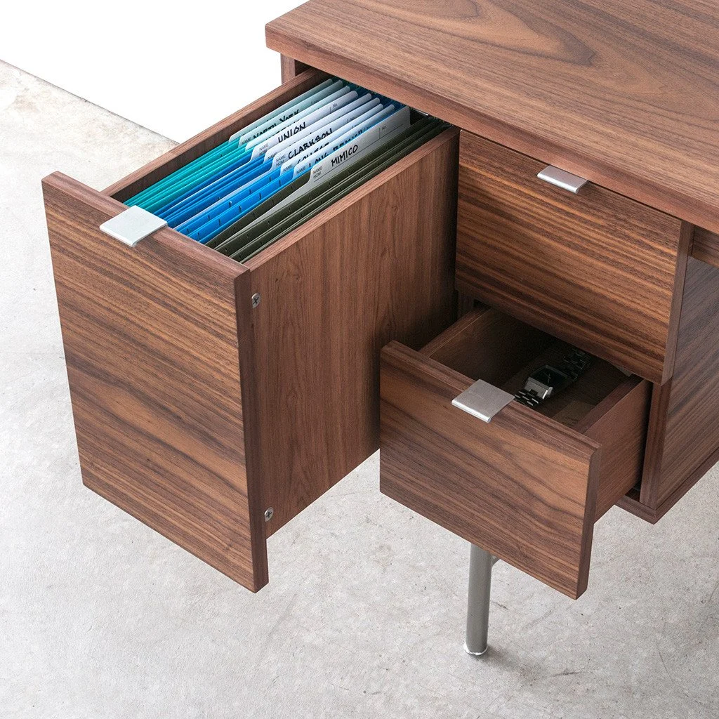 Conrad-Desk04_1024x1024.jpg