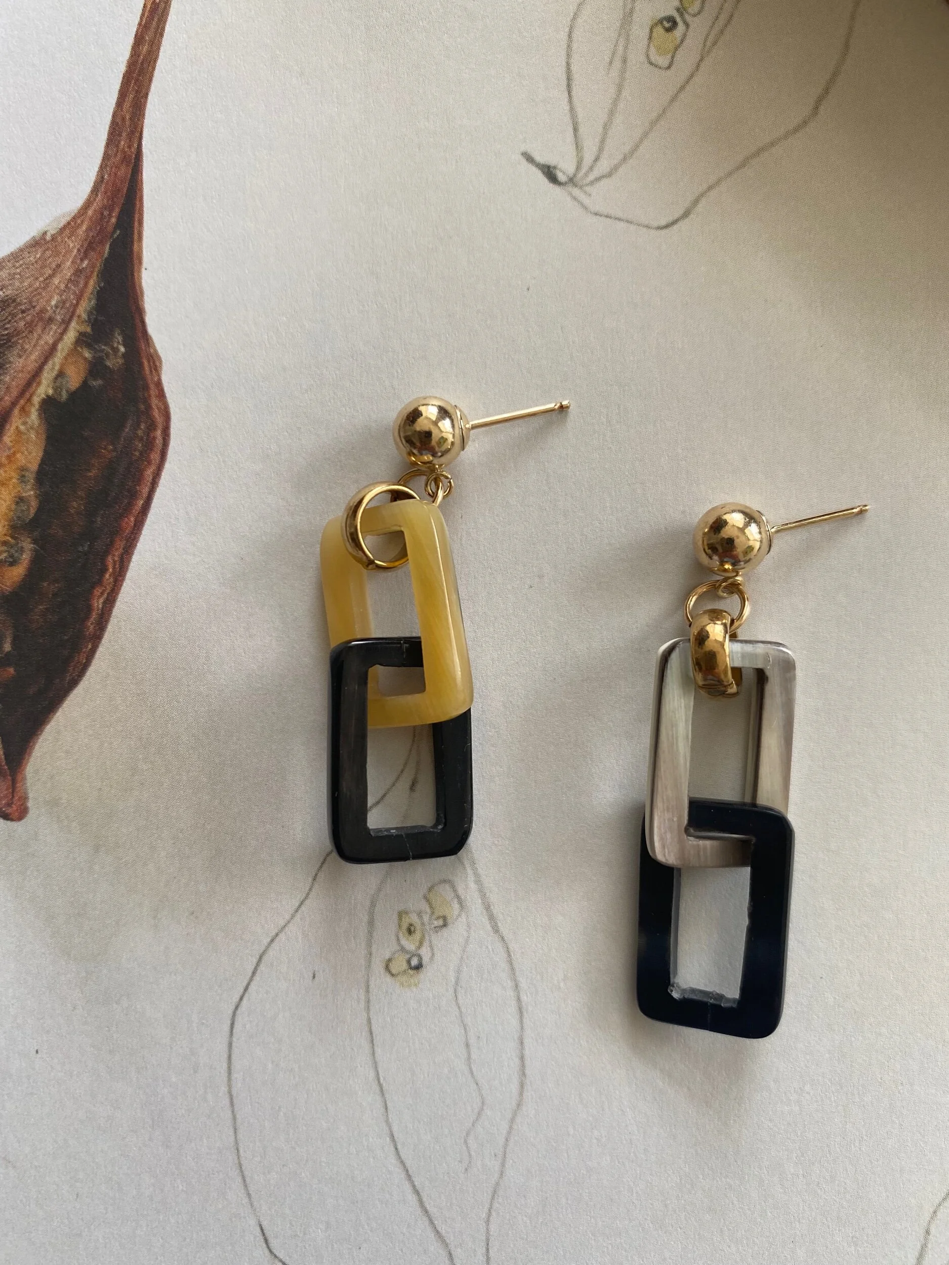 2B22709C-C2D2-4986-8C25-96E544F36FAB