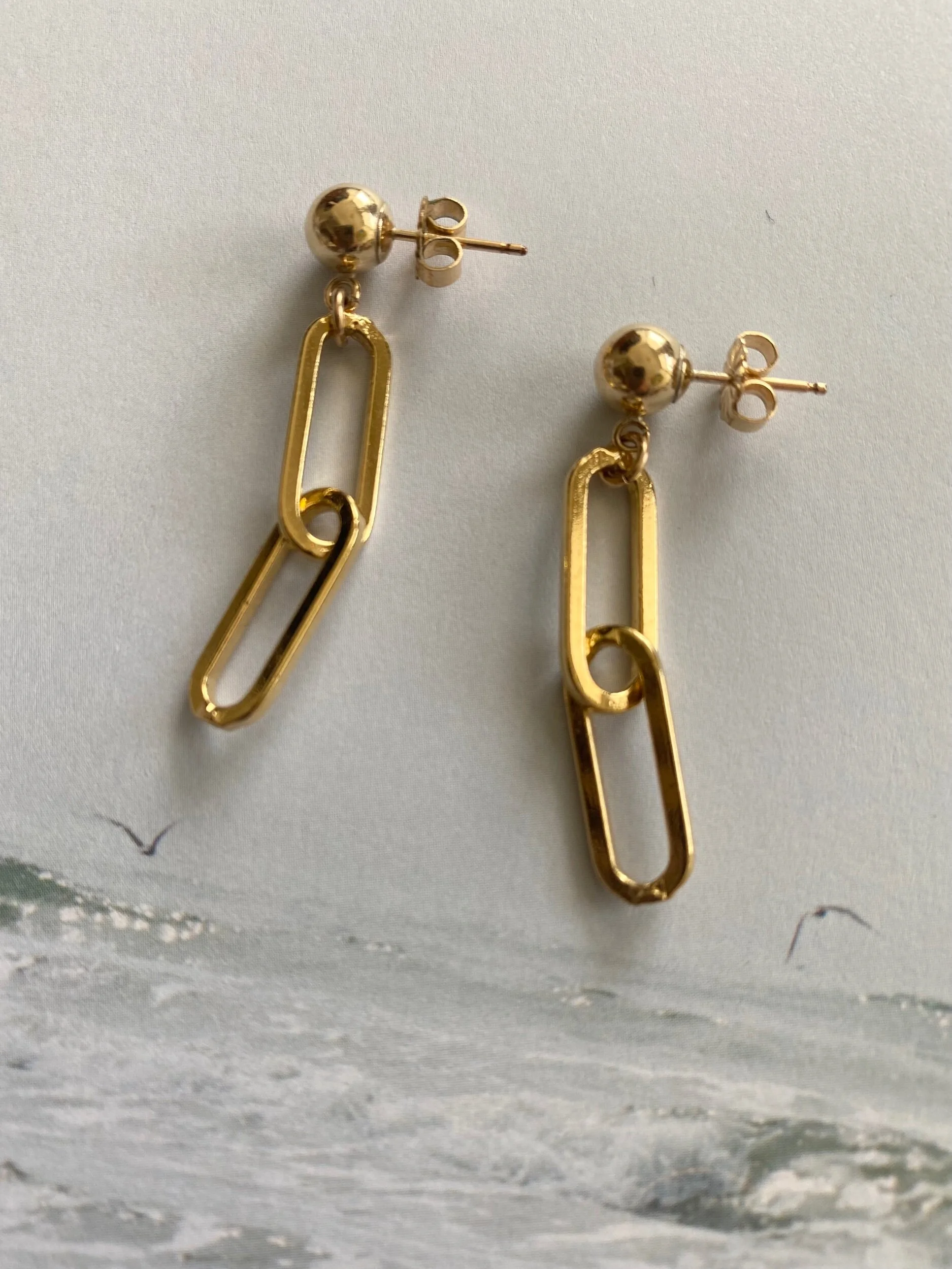 611EF603-89E2-4B9D-AADF-BE7618D851F3