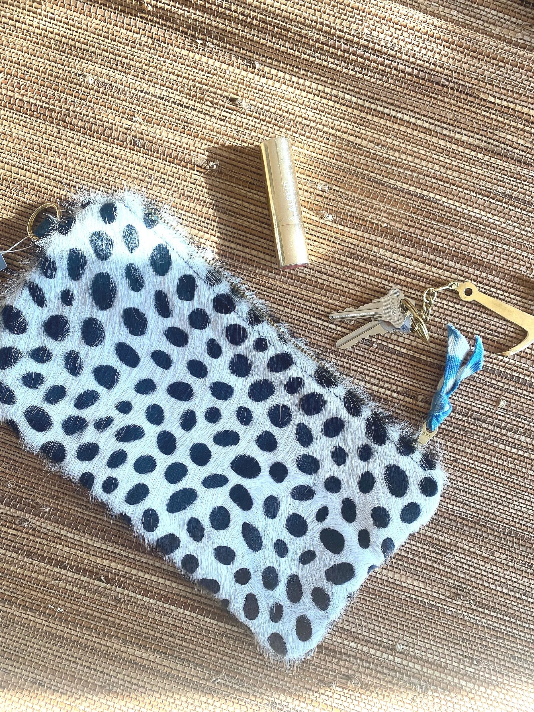 1F251A57-FE3E-4E56-8CCE-D00F70EE7EF7