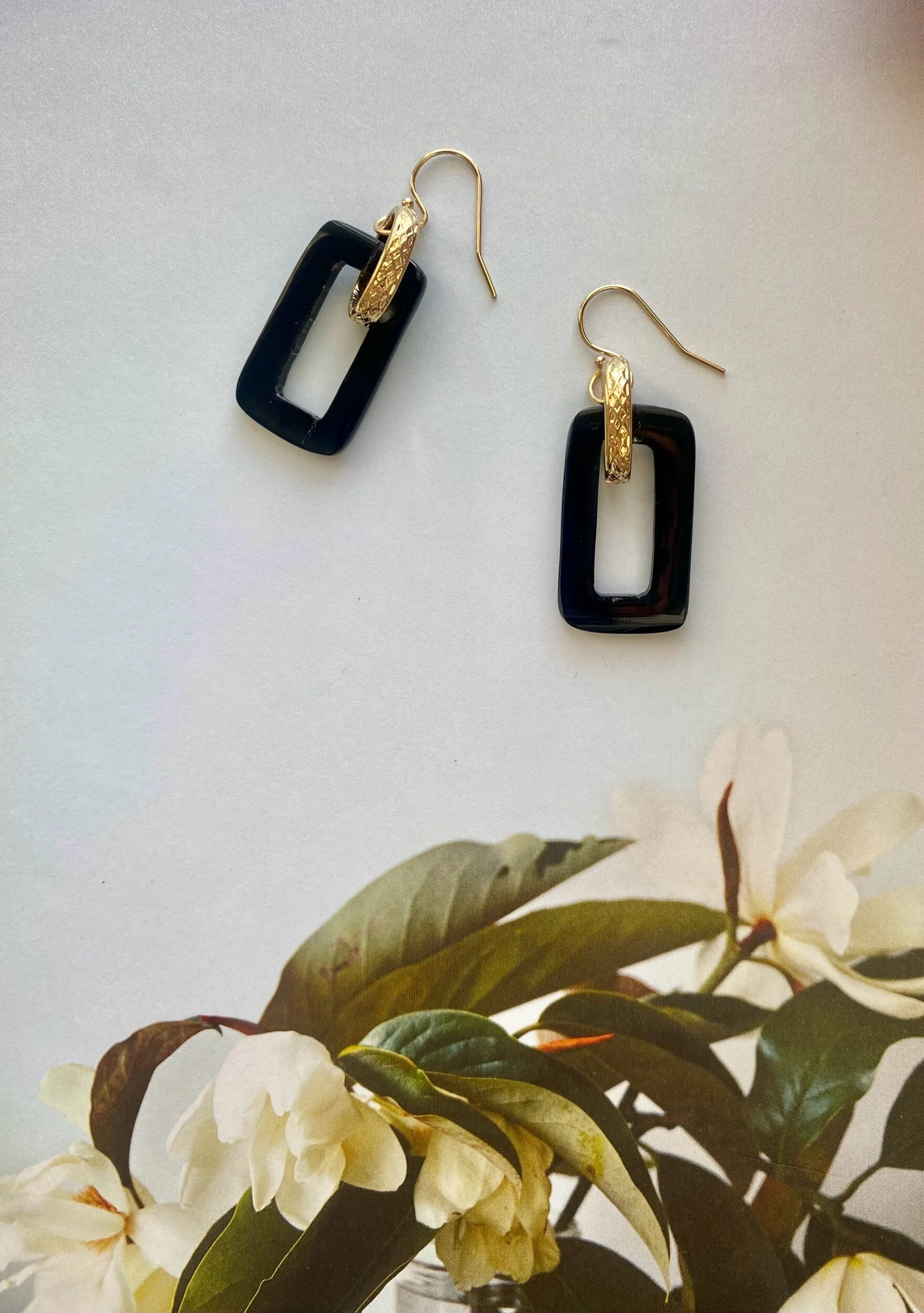 0324953F-2E59-495D-A46B-9F69F180FE24