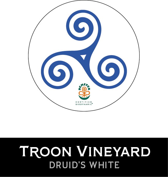 Troon Druids Fluid White Wine 2022 Fr.jpg