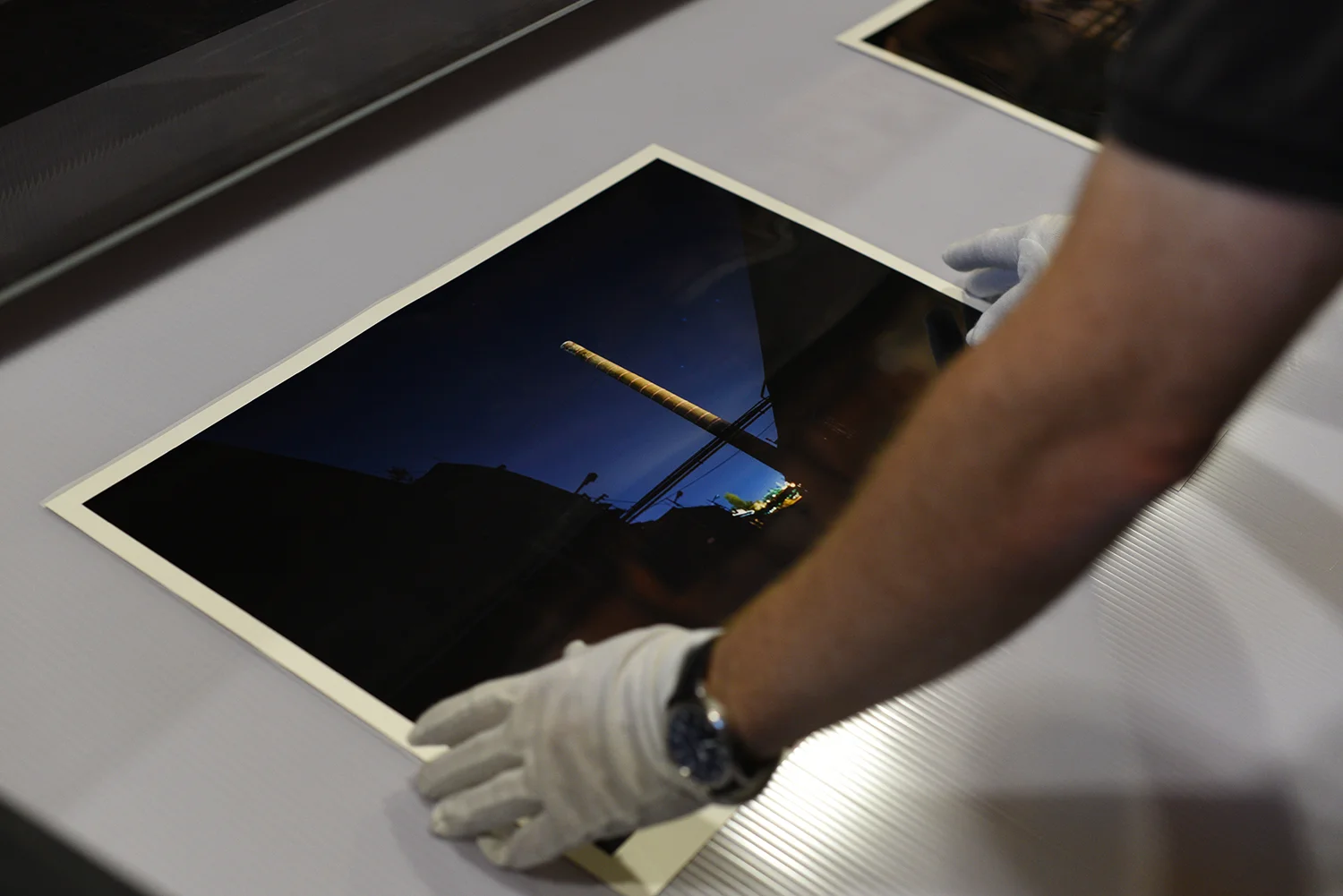 Installing Iron Dust Reflections at the Historical Archive in Palermo, Photo by Sabrina Butera