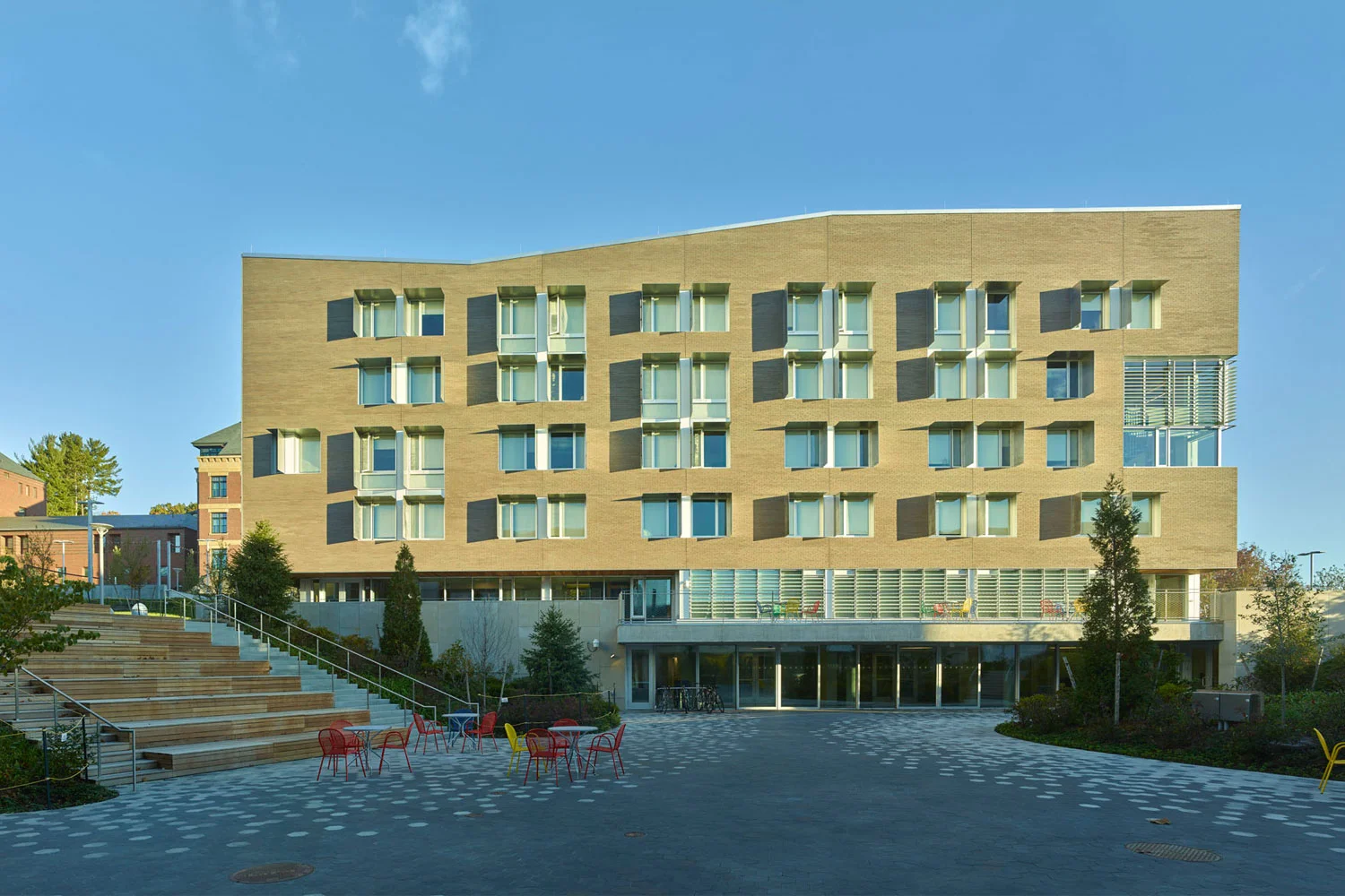 amherst-thumbnail.jpg
