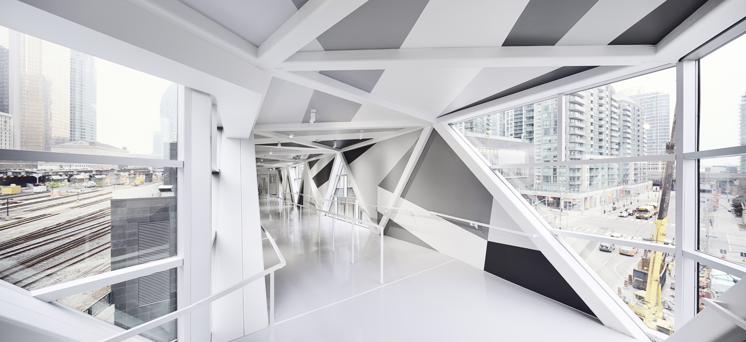 Marman & Borins in collaboration with James Khamsi, SFC Bridge , 2015. Photo by Andrew Rowat
