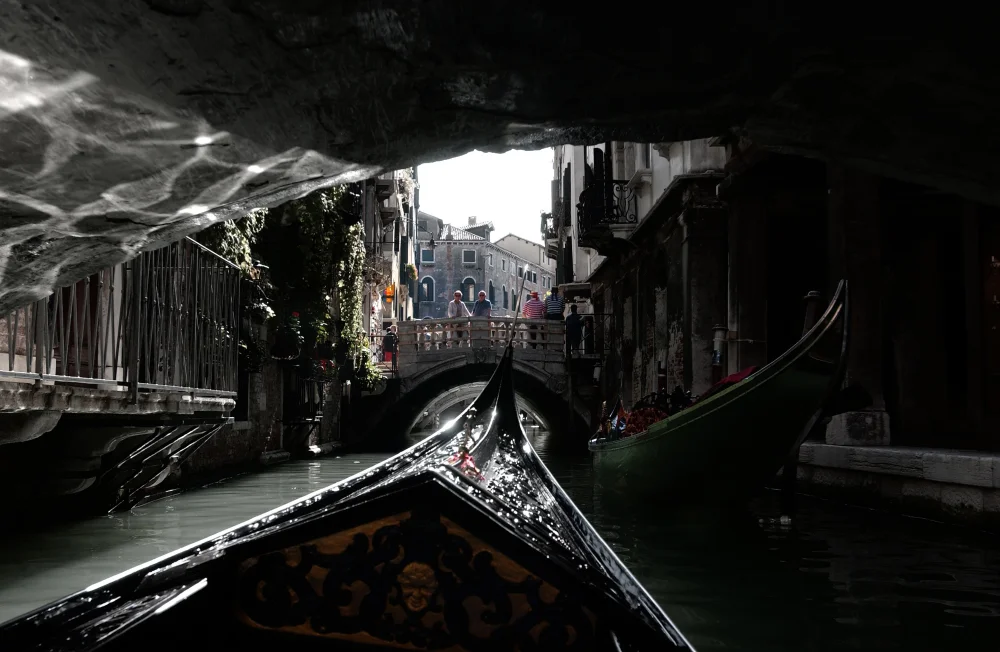 Travel 25 1000px.jpg