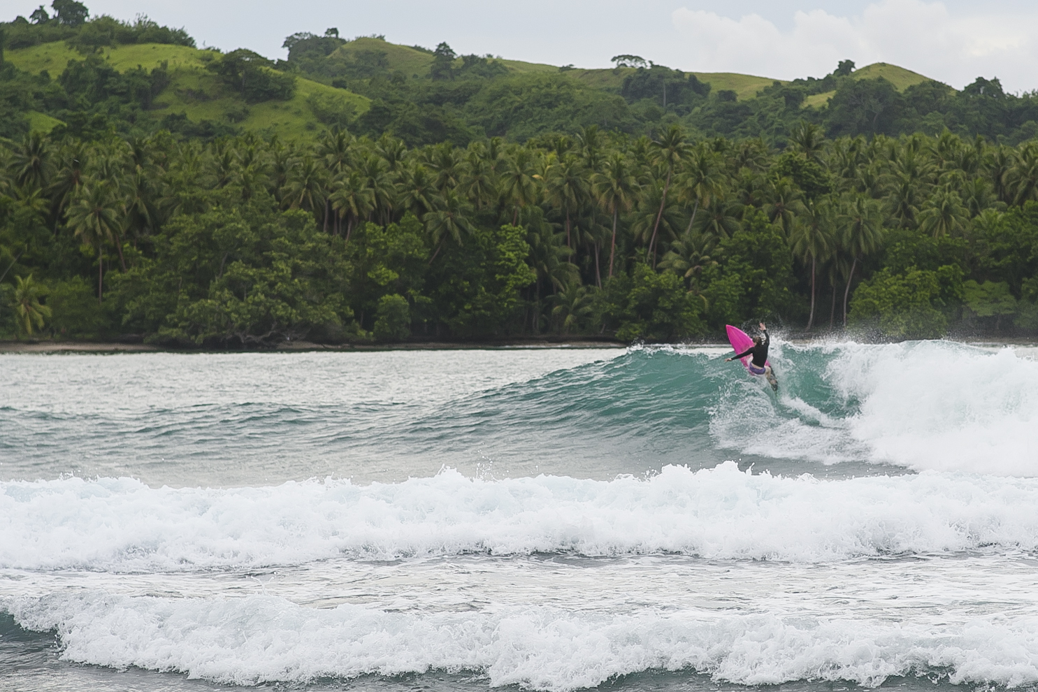 vb537795_PNG surf action_Robert Weber.jpg