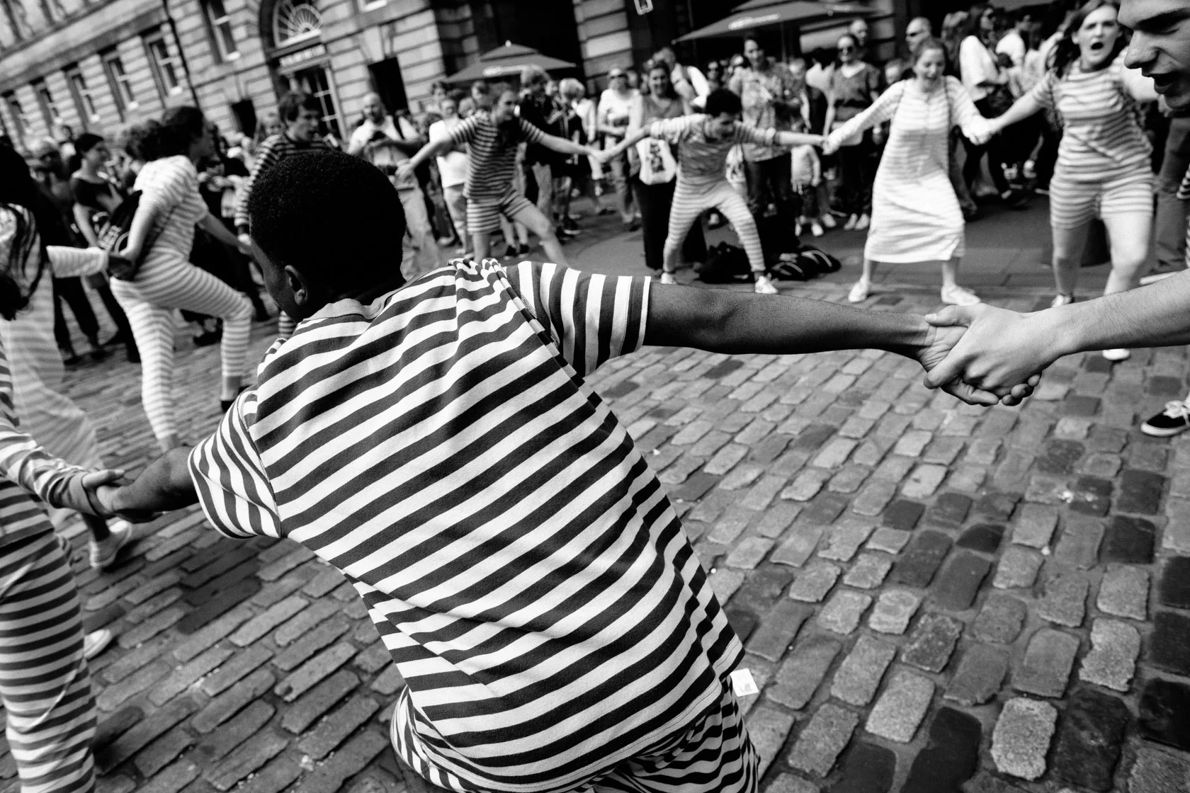 edinburgh-fringe-festival-photography-blackandwhite-1366.jpg