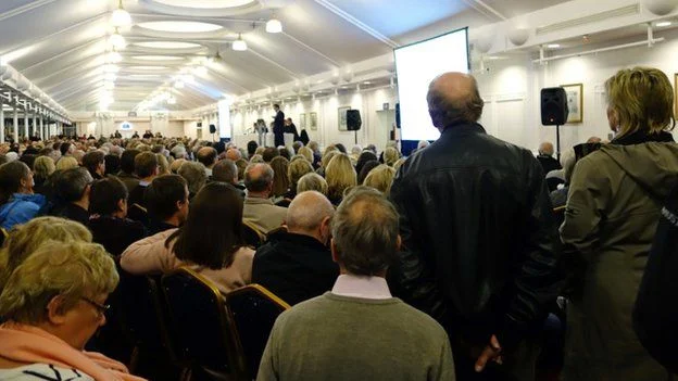 Public meeting in Ascot after Heathrow trialled new flight paths over the area