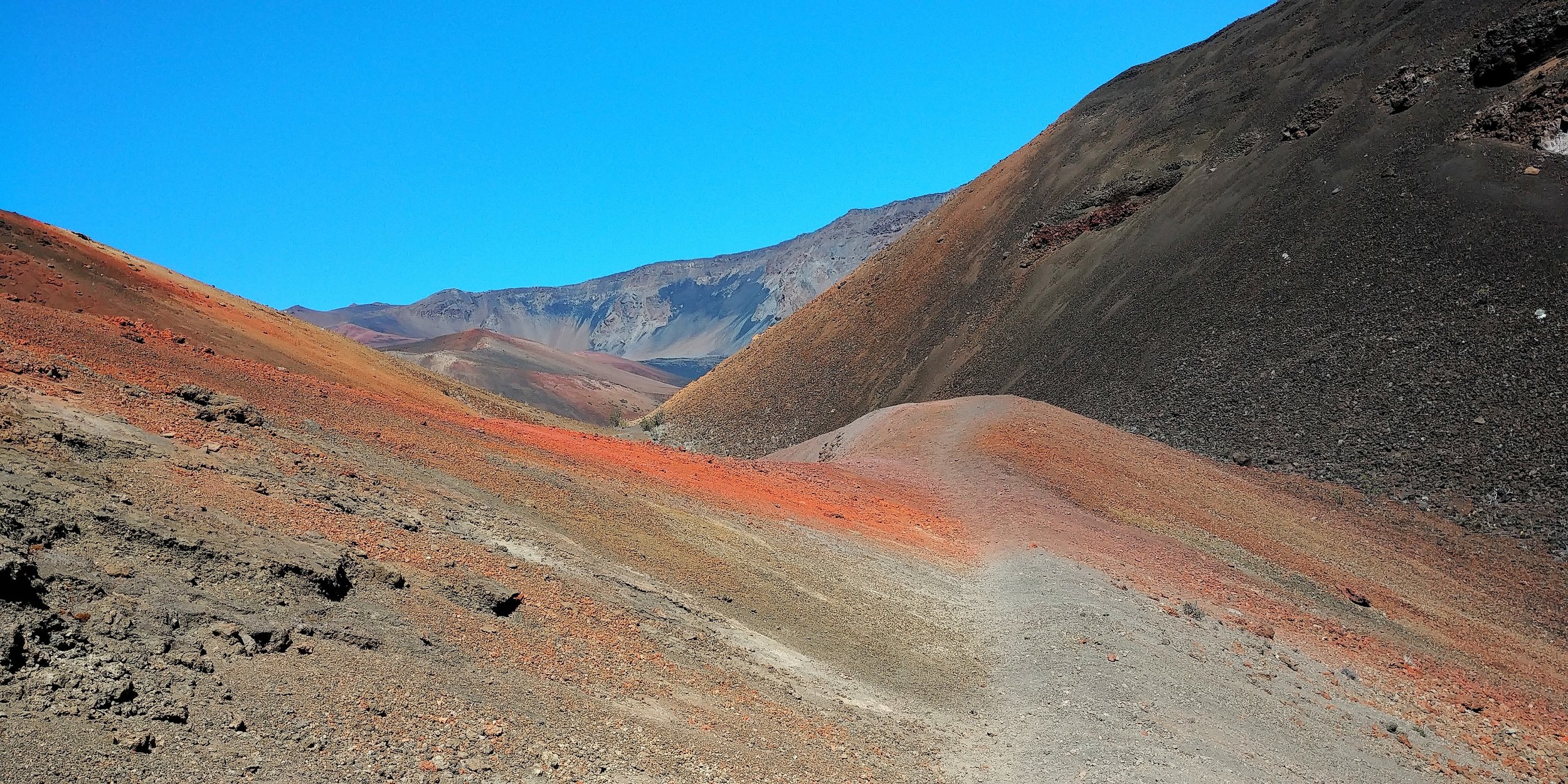  Pele’s Paint Pot 