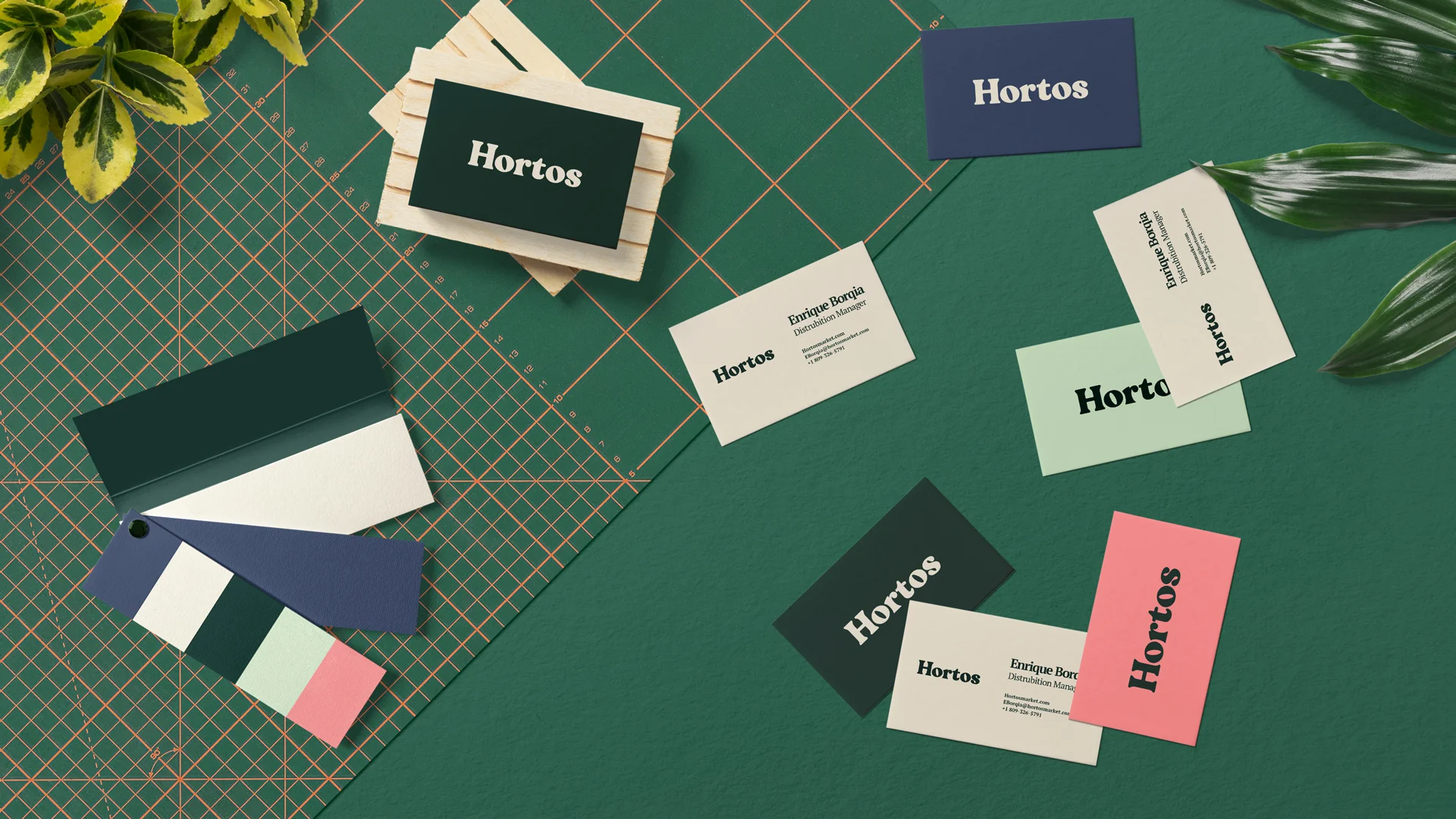 Hortos_Mockup_Stationary1_V2.jpg