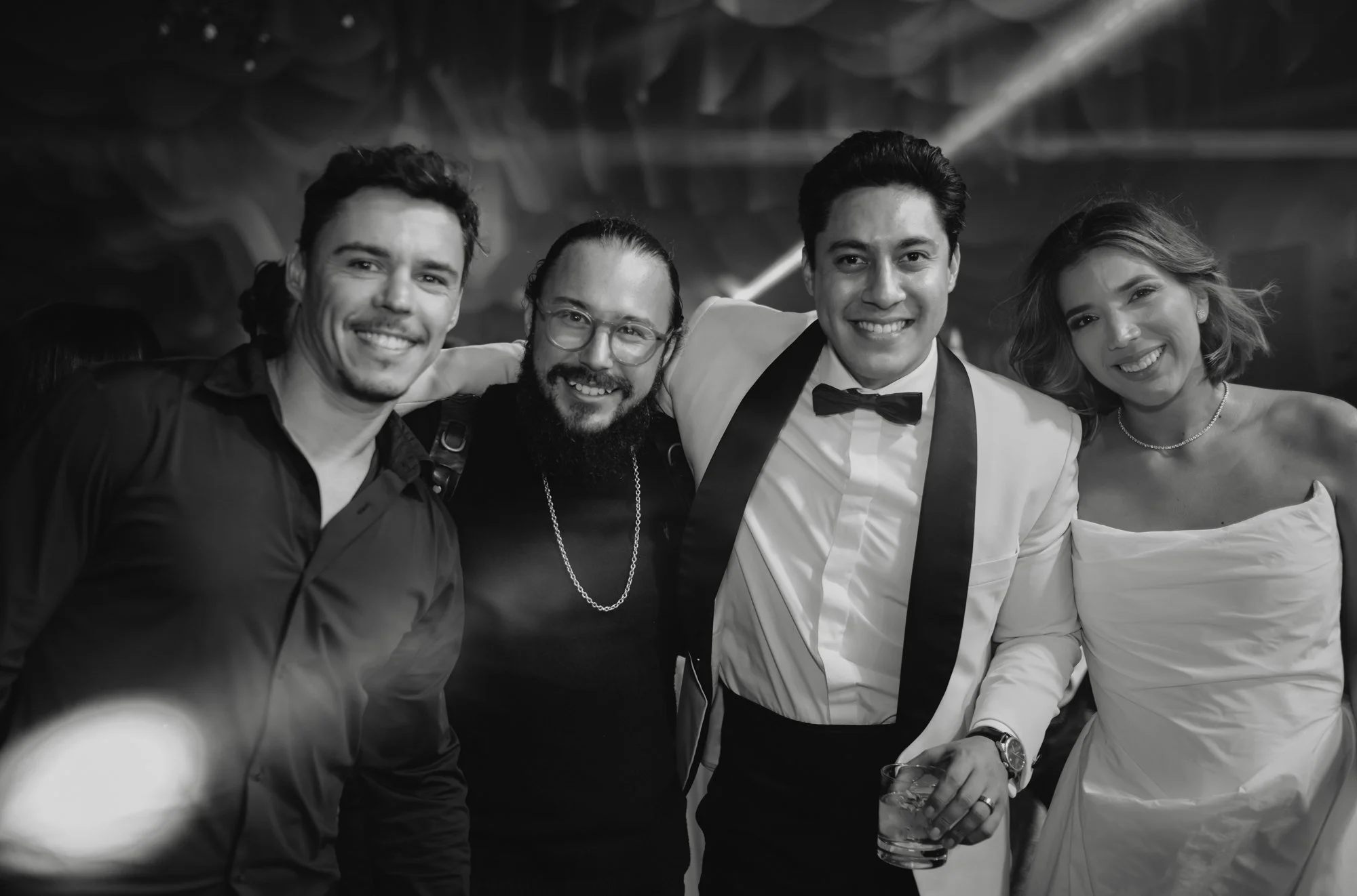 Top creative photographers for Antigua Guatemala wedding