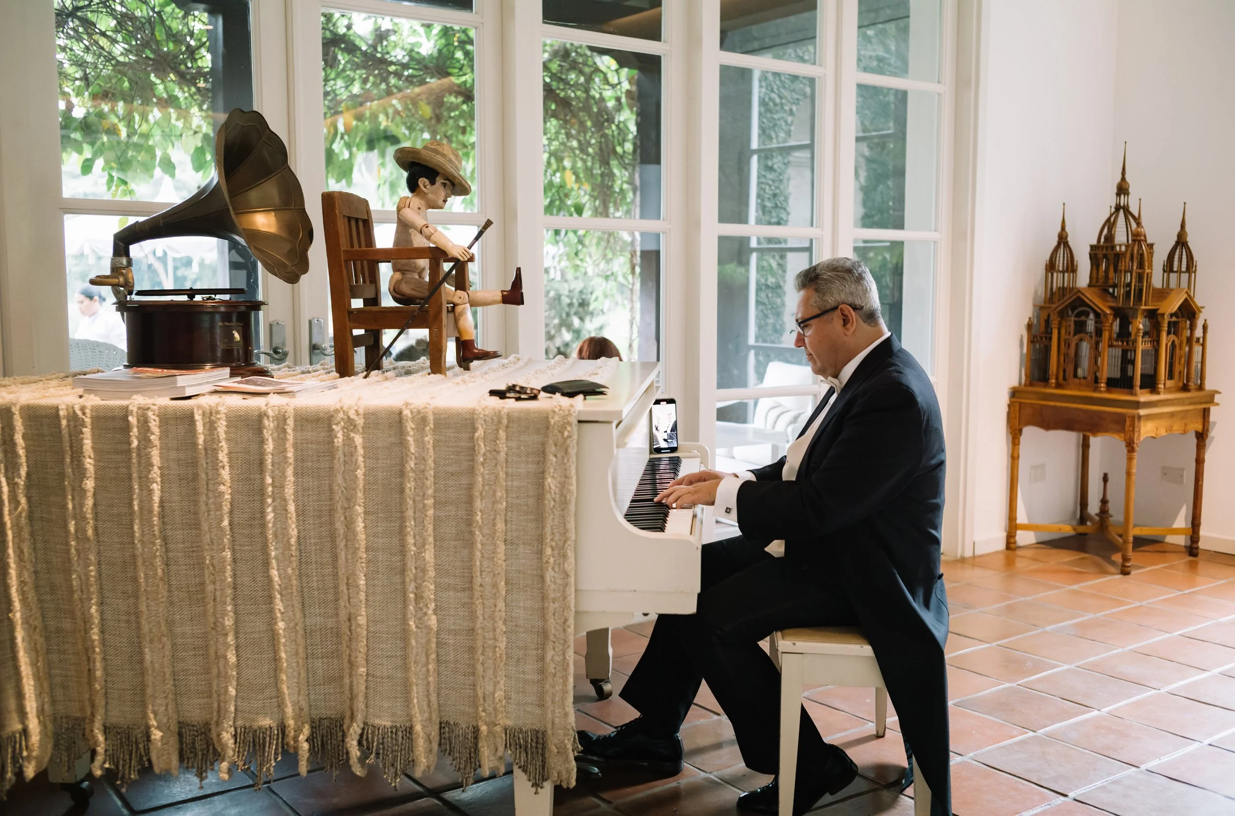 Luxury wedding details at Villa Bokeh, a Relais & Châteaux wedding venue in Antigua Guatemala.