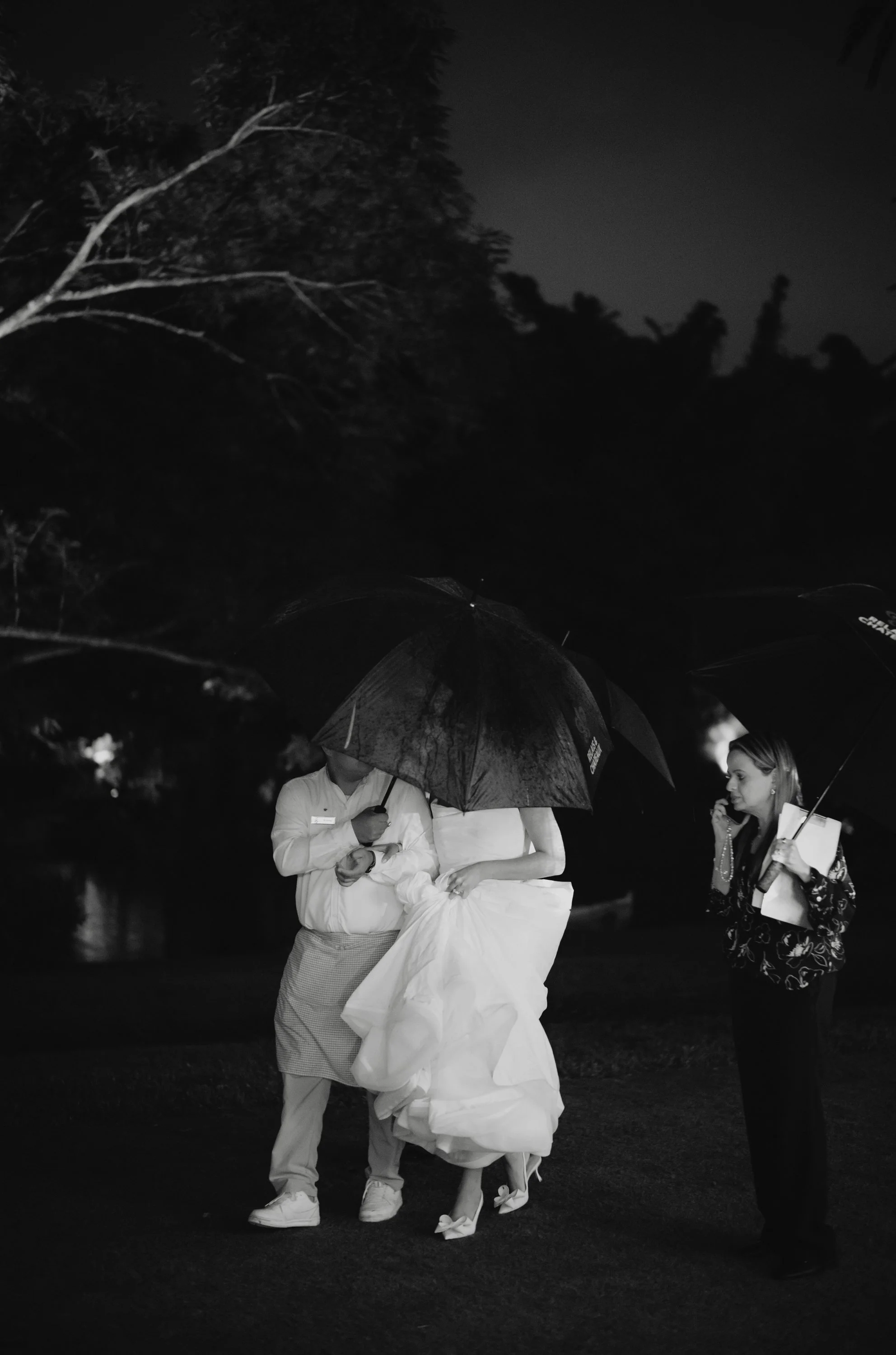 Rainy season bride arriving to Villa Bokeh for her destination wedding in Antigua Guatemala.