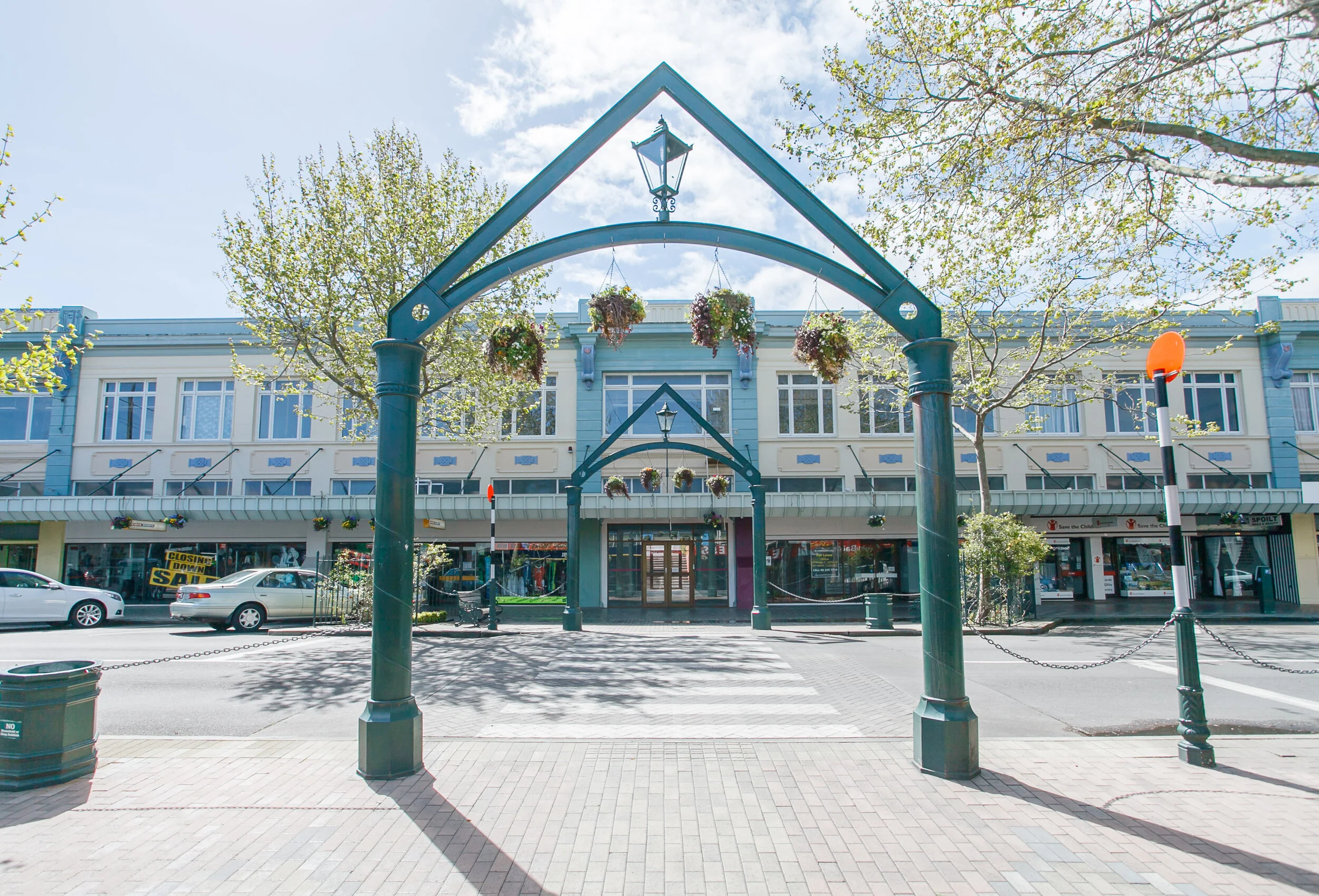 Trinity Building (170-188 Victoria Avenue)