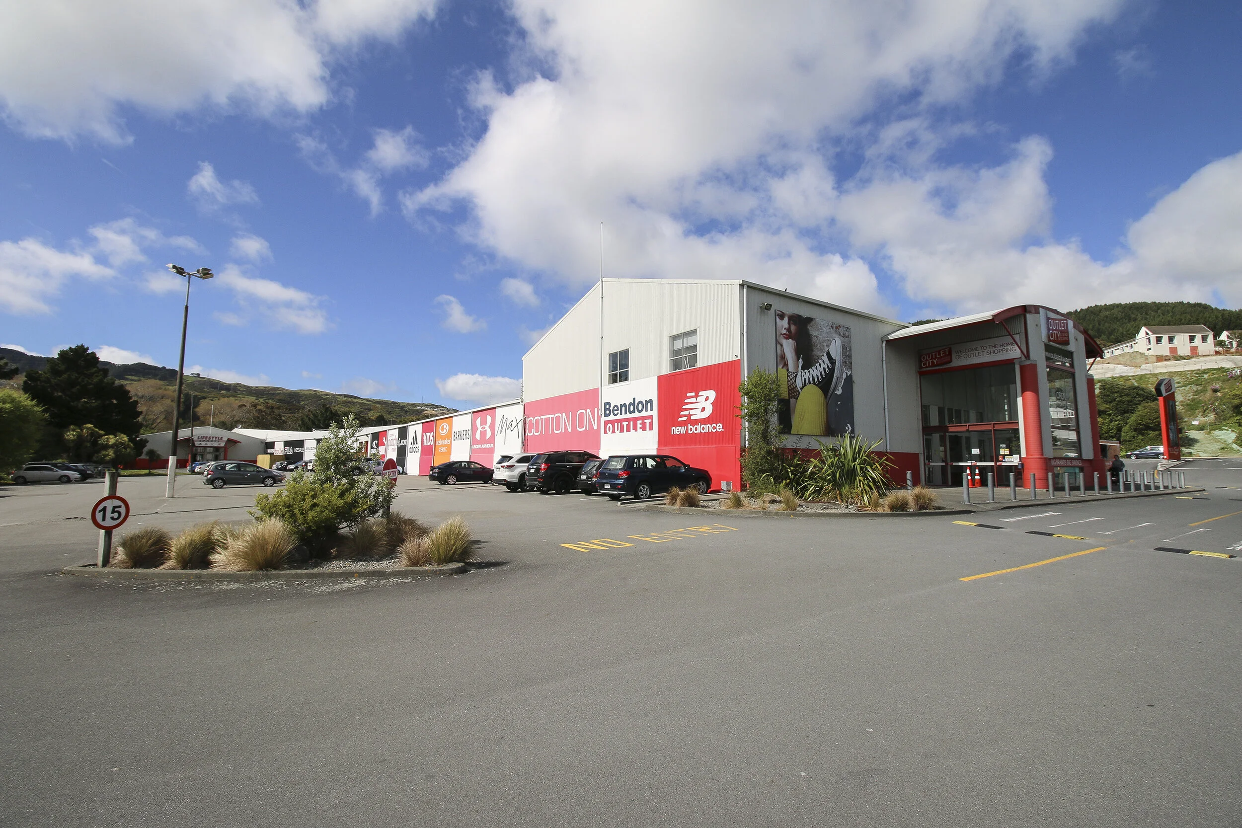 Retail | Outlet City Wellington 