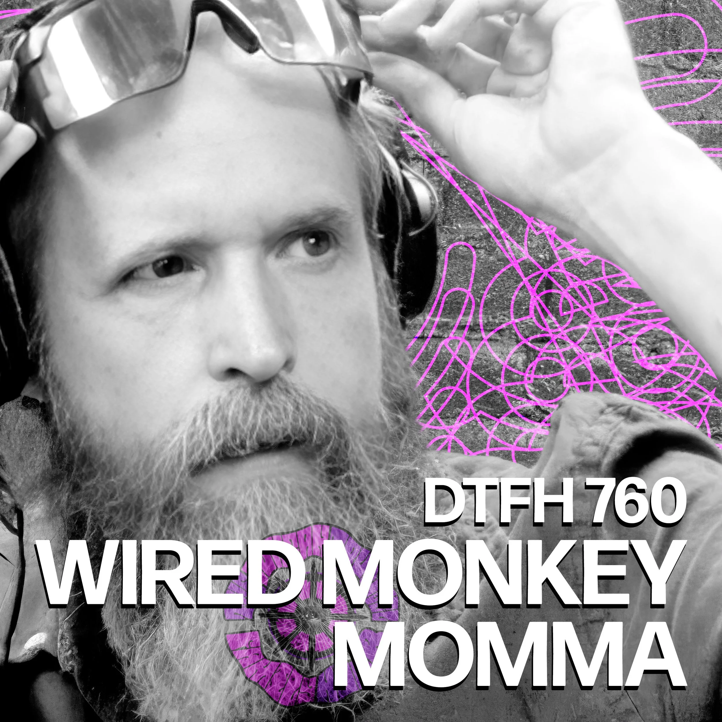 Wired Monkey Momma
