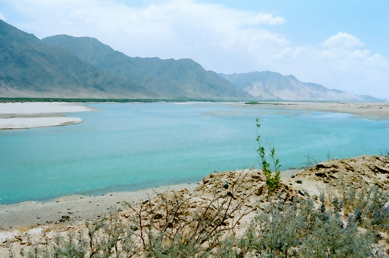 tumblr_mbki6rzmWx1rizb65o1_1280.jpg