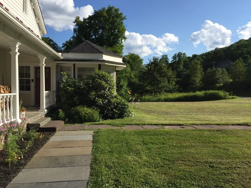 porch.jpg