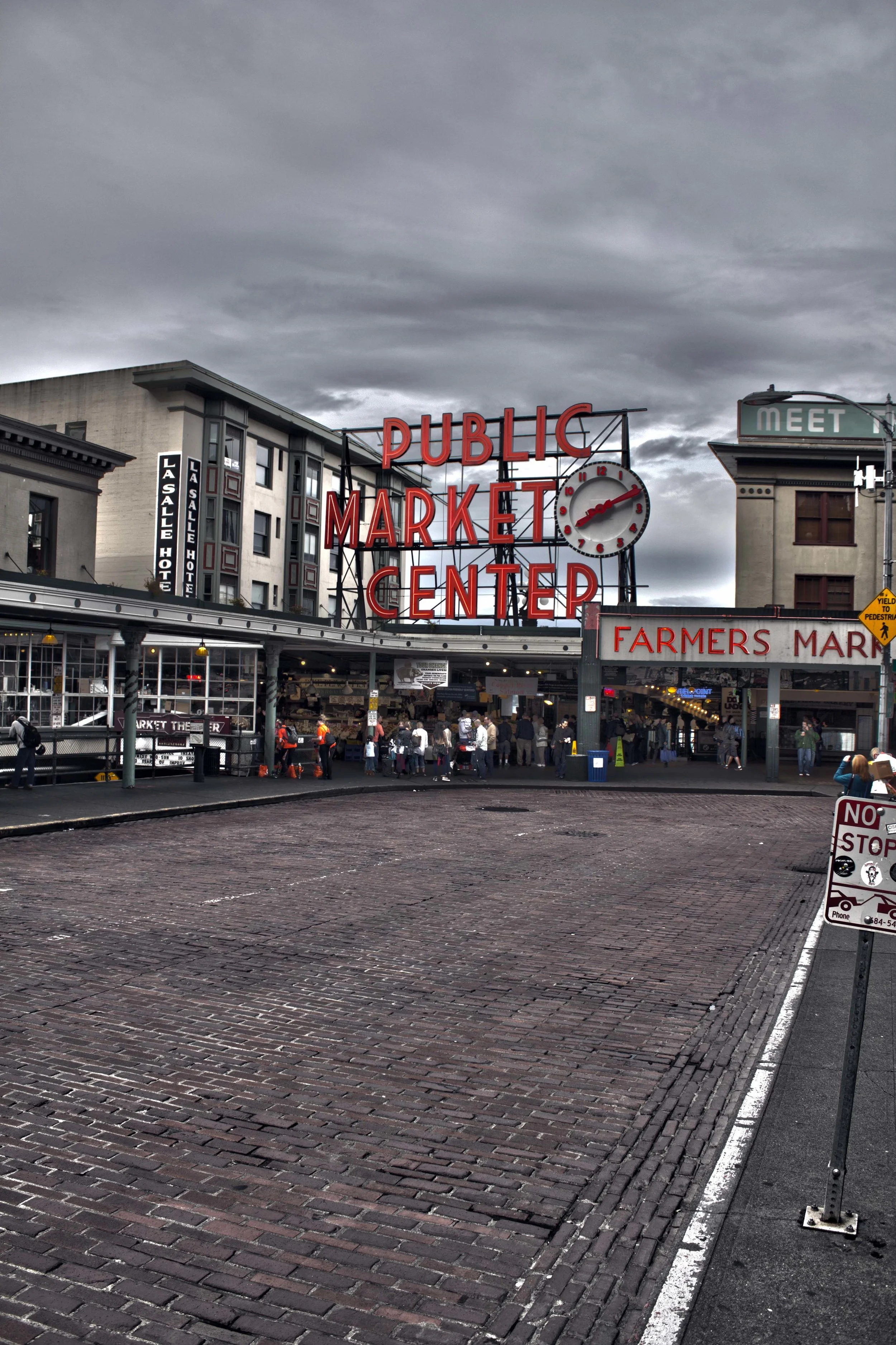 pike place market copy.jpg