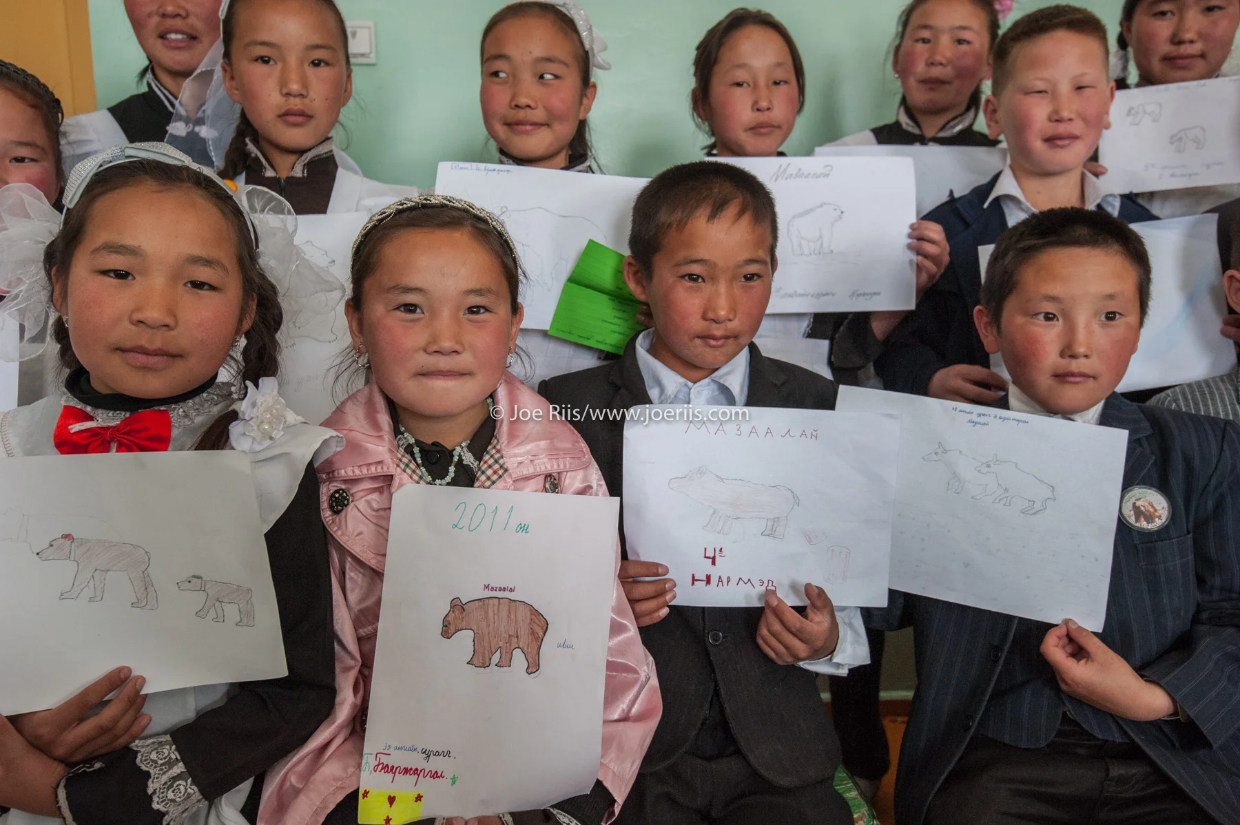 MM8079_GobiBears_110502_07085.jpg
