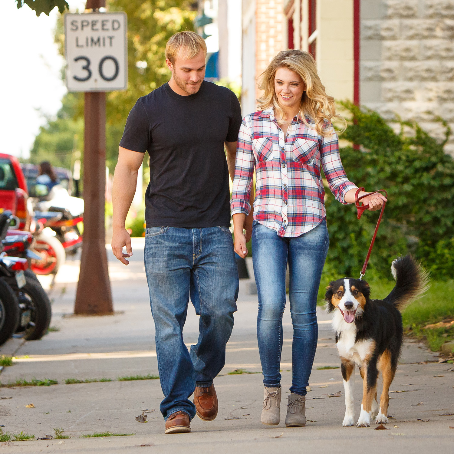 young-couple-walking-dog-stockholm-wisconsin-0659-sp.jpg