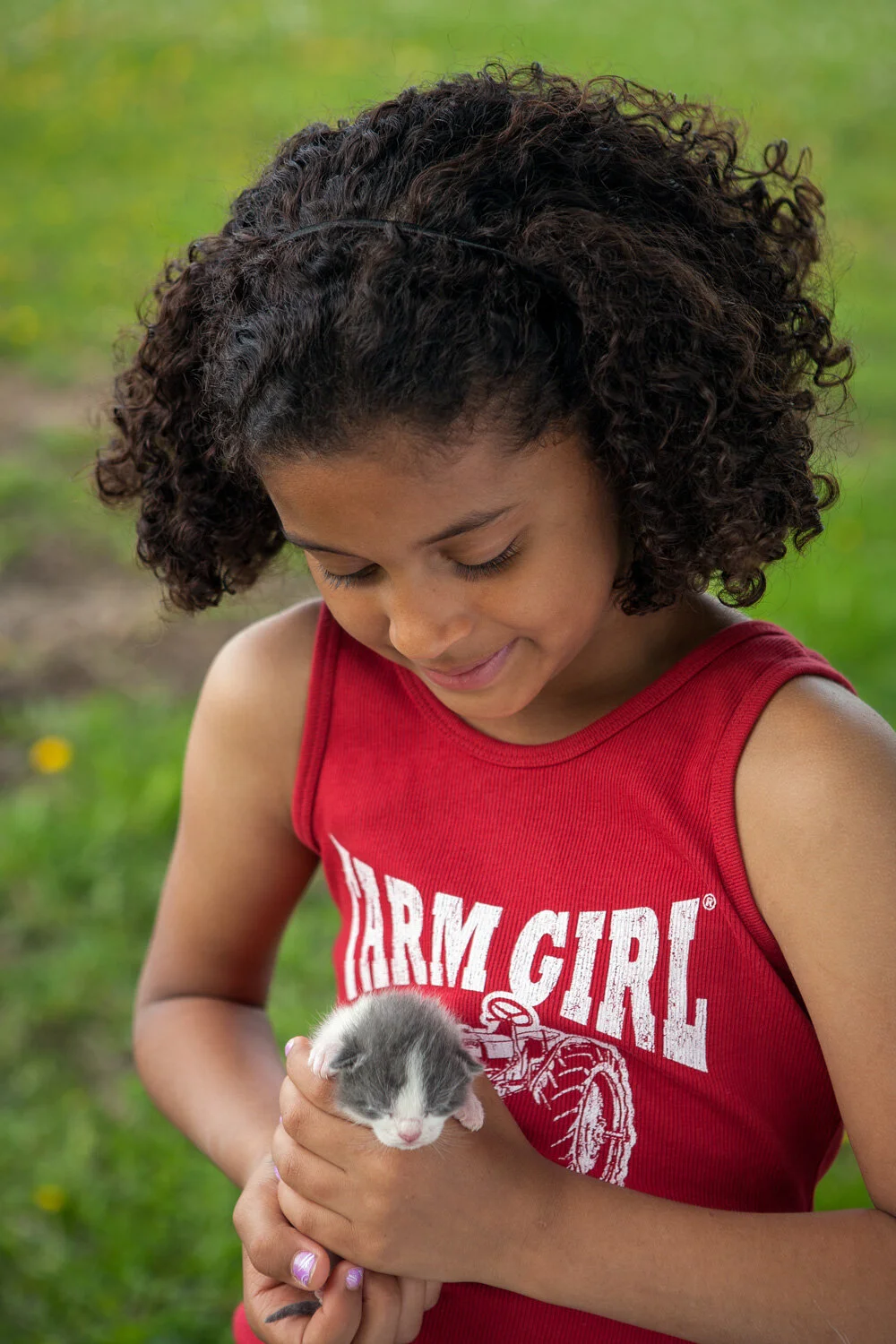 Farm-Girl-Brand-Girl-and-Kitten-9553-sp-.jpg