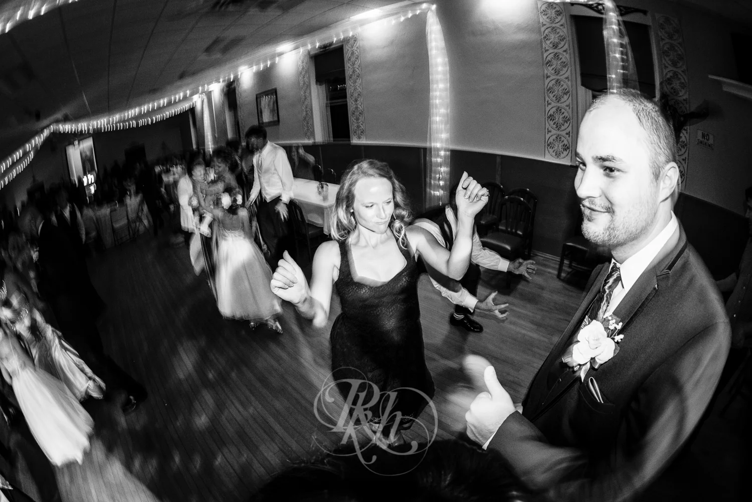 Minnesota Wedding Photography - Ashley & Justin - RKH Images-36