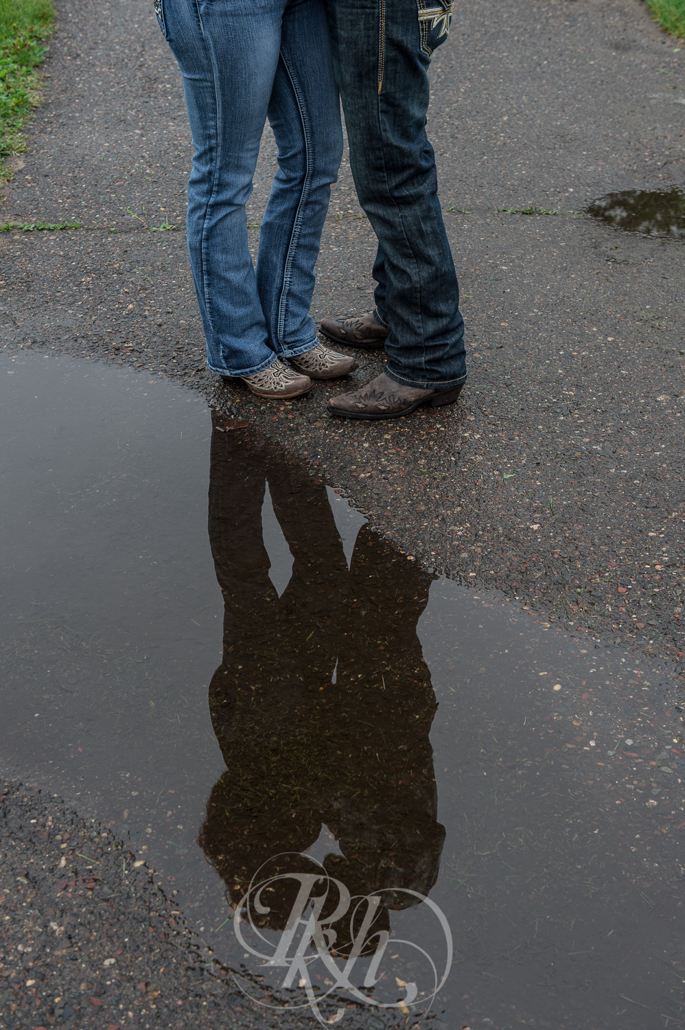 April & Brice - Minnesota Engagment Photography - Boom Island Park - RKH Images -6.jpg