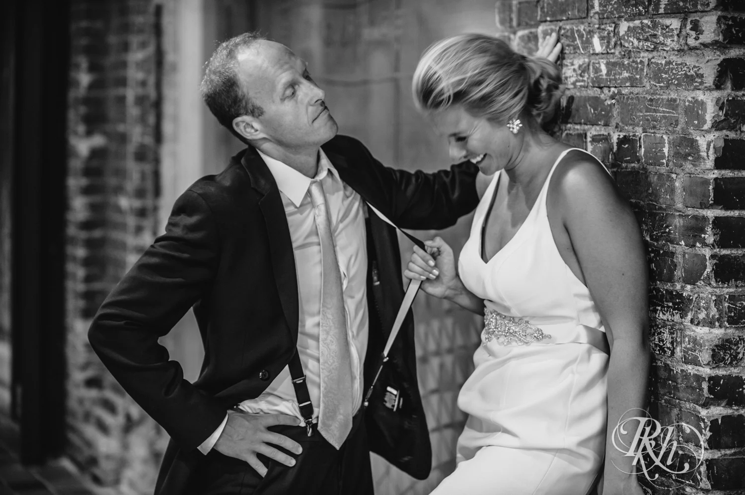 How to Shoot Candid Wedding Photography - RKH Images (4 of 8).jpg