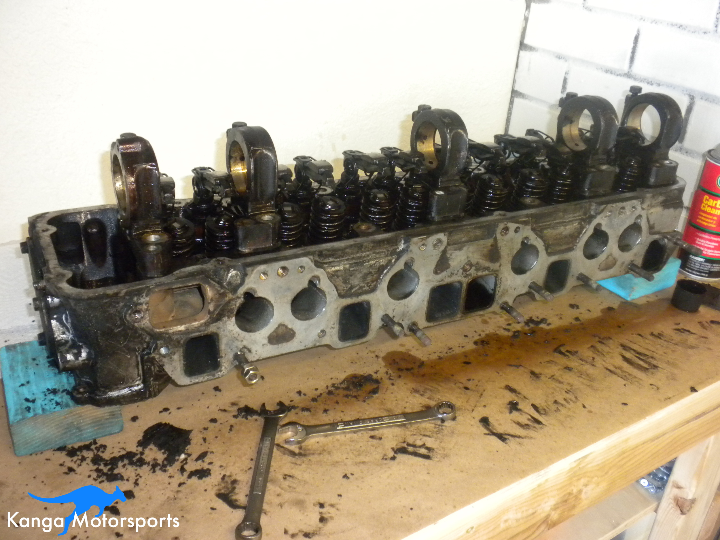 Datsun 240z P90 Cylinder Head.JPG