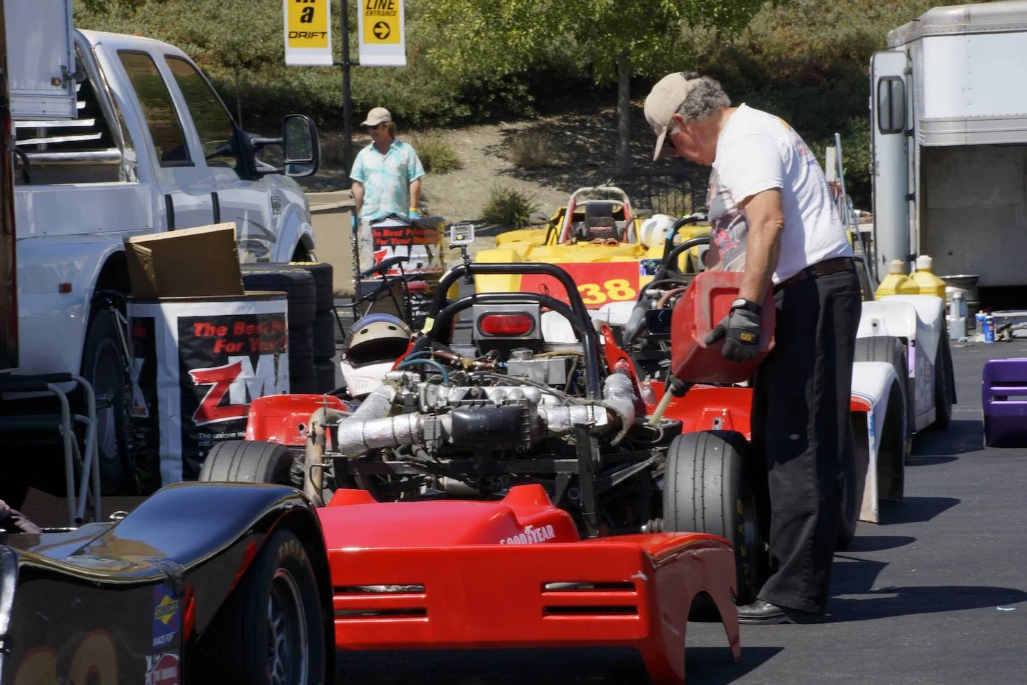 Meet the Racers in the paddock (Photo: SCCA San Francisco Region)
