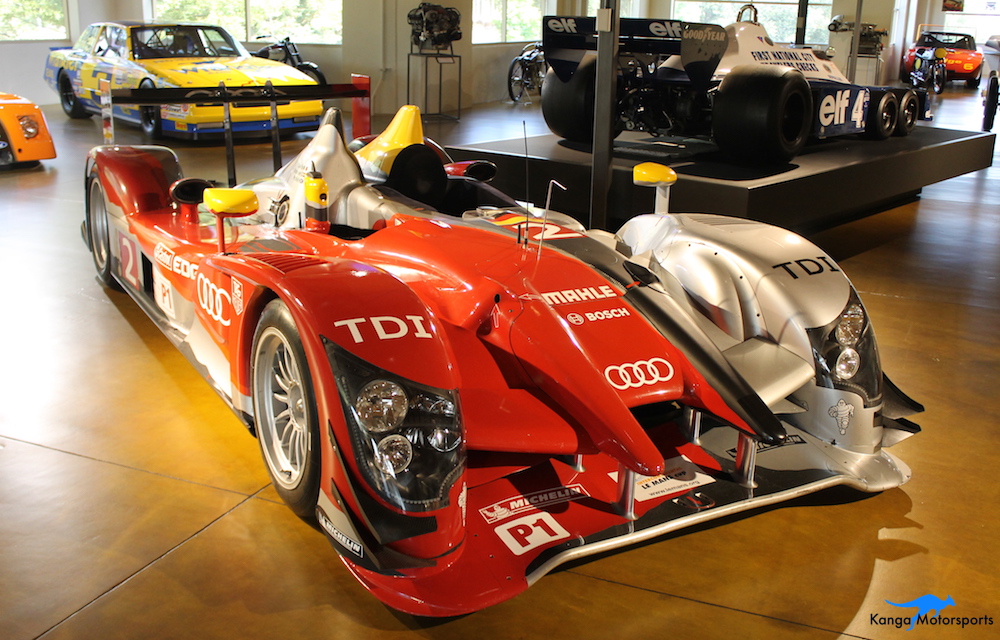 2010 Audi R15 TDI.JPG