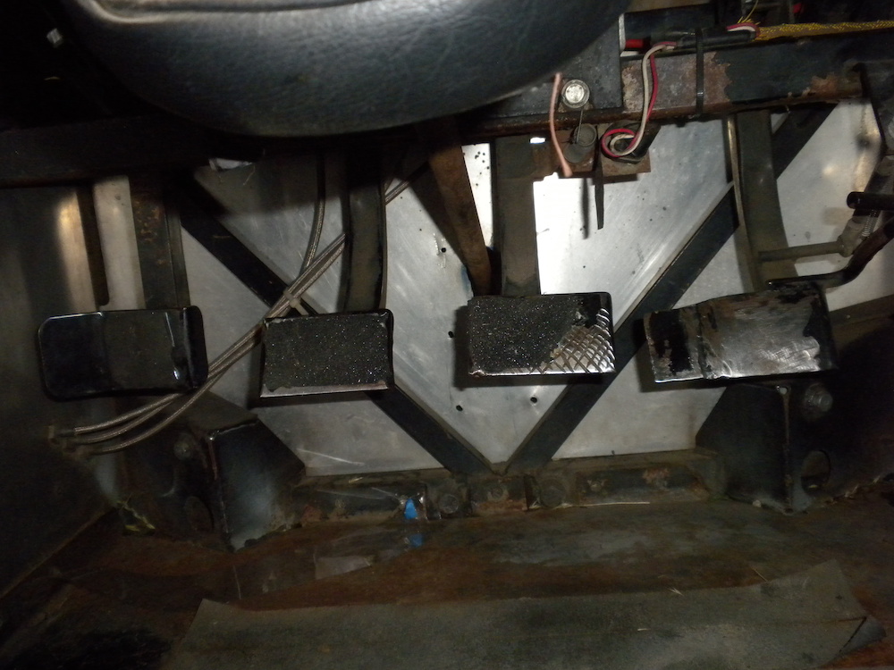 Spec Racer Ford Pedals.JPG