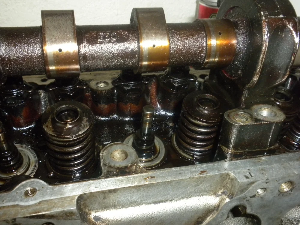 Datsun Cylinder Head Disassembly