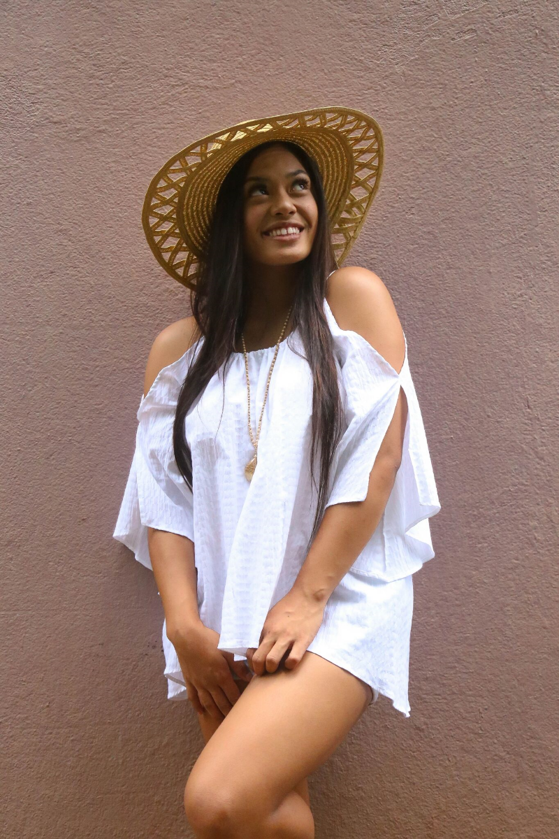 Pair your cold-shoulder top with a wide brim hat for a day at the beach!