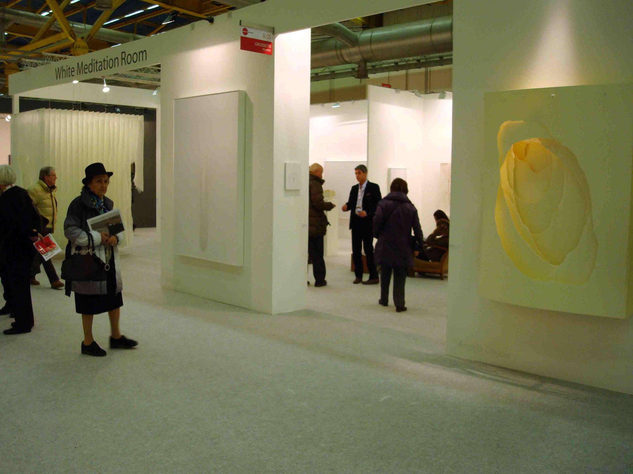 Stand White meditaion room ad artefiera2011.jpg