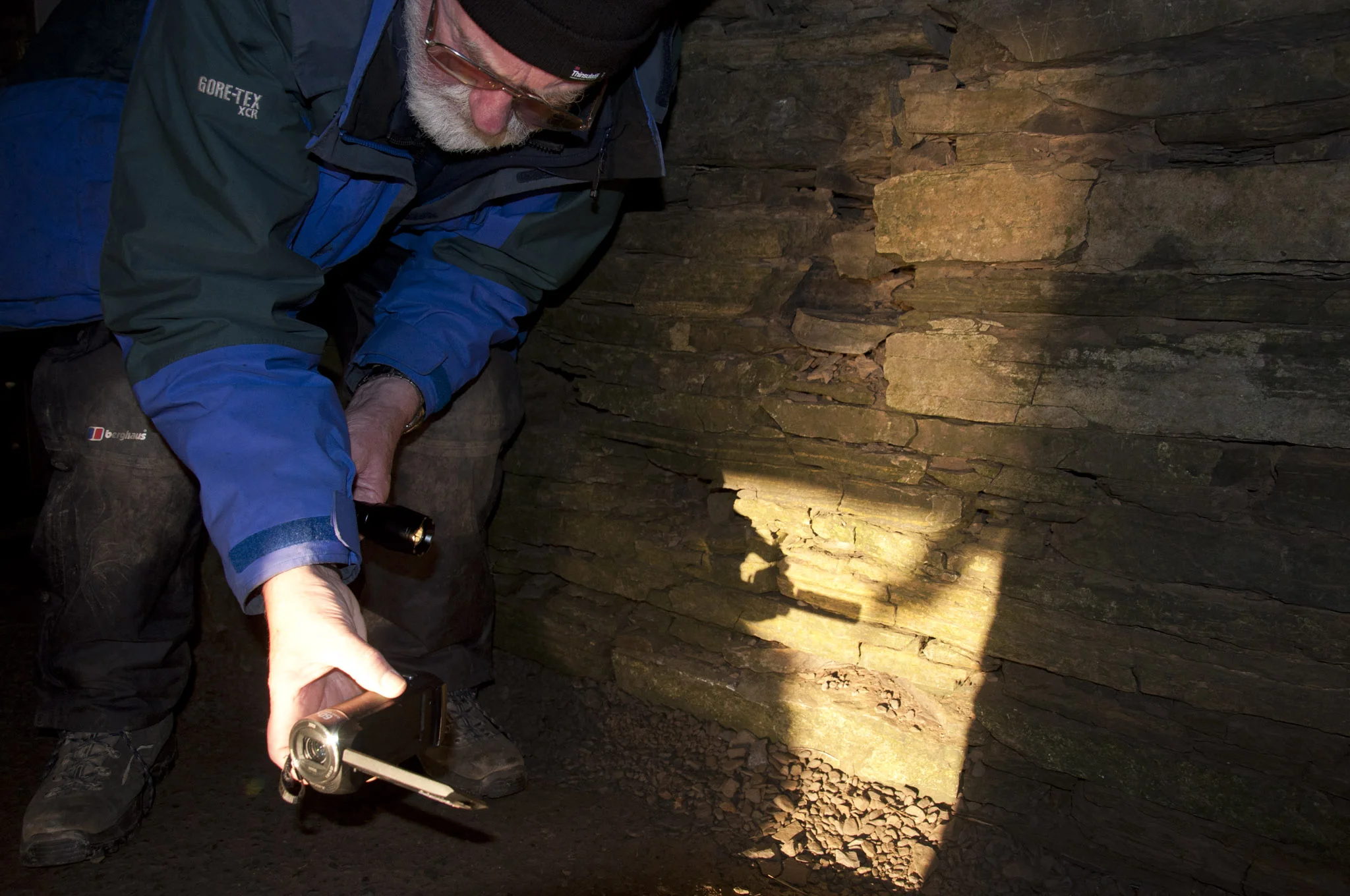 ronnie filming direct sunlight inside tomb of the eagles