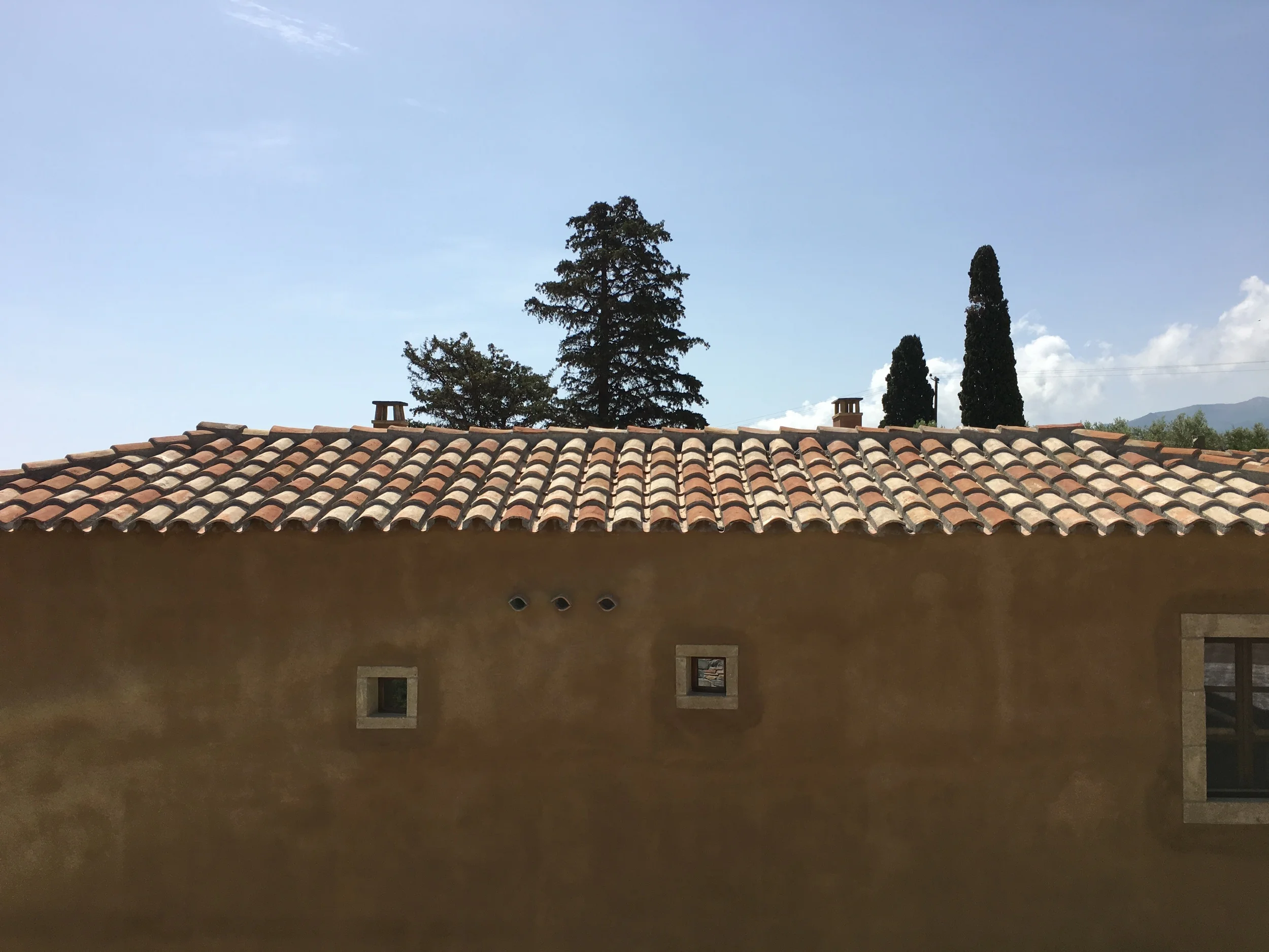 Extension of the original mansion, using the same architectural principles