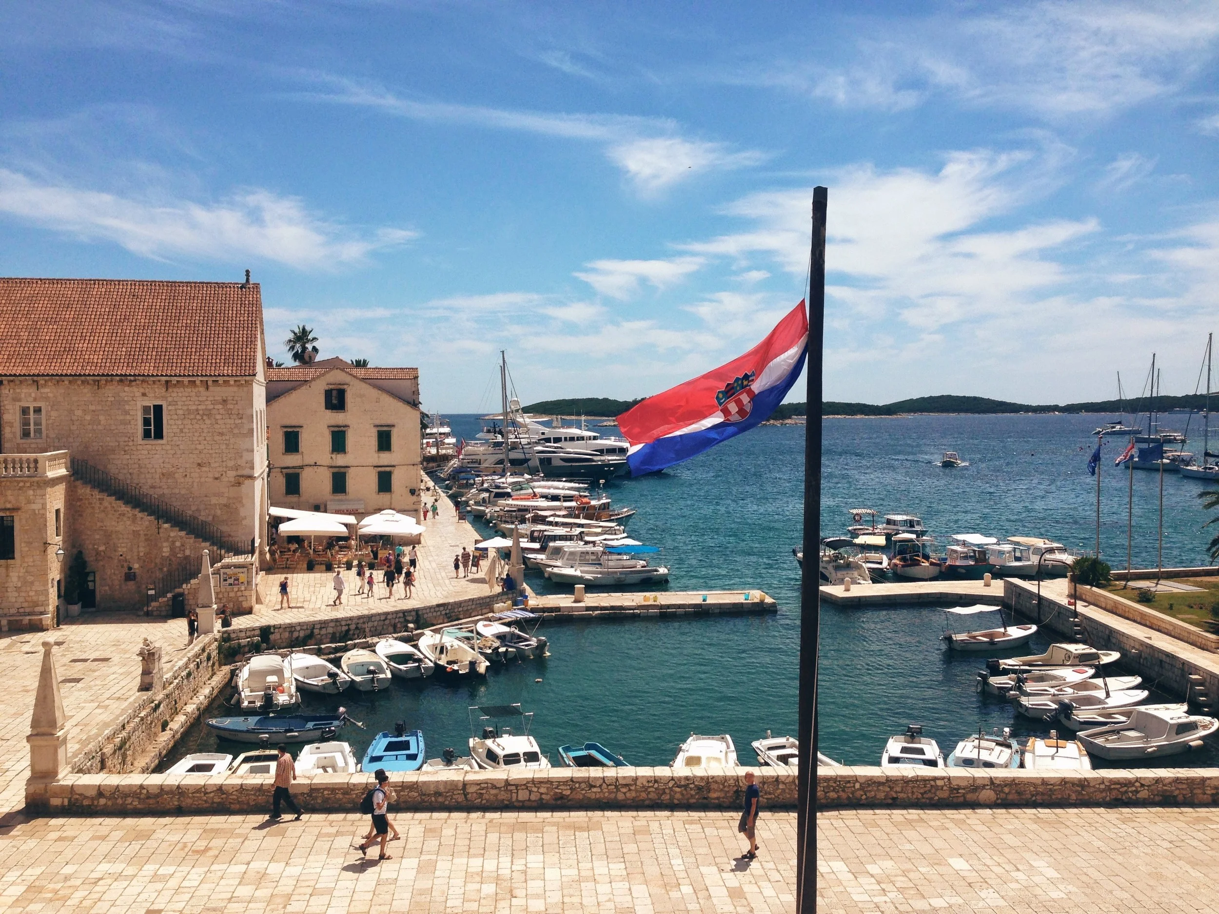 Havr's town port seaview