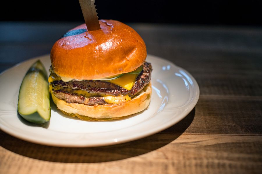 Single Cheeseburger