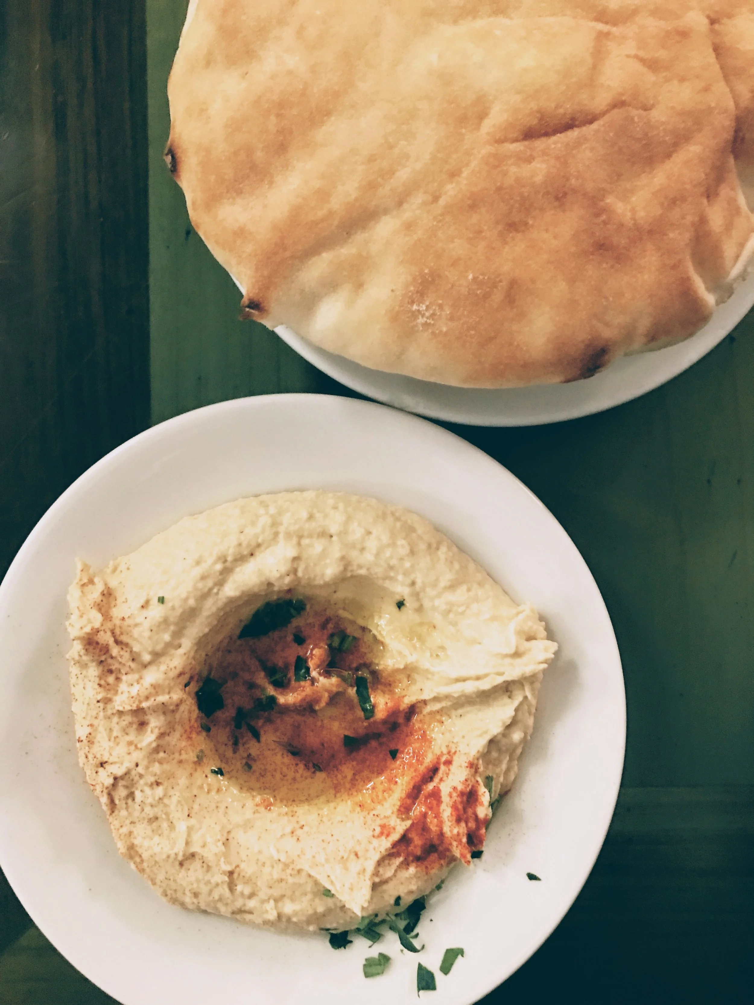 Hummus served with pitta bread 