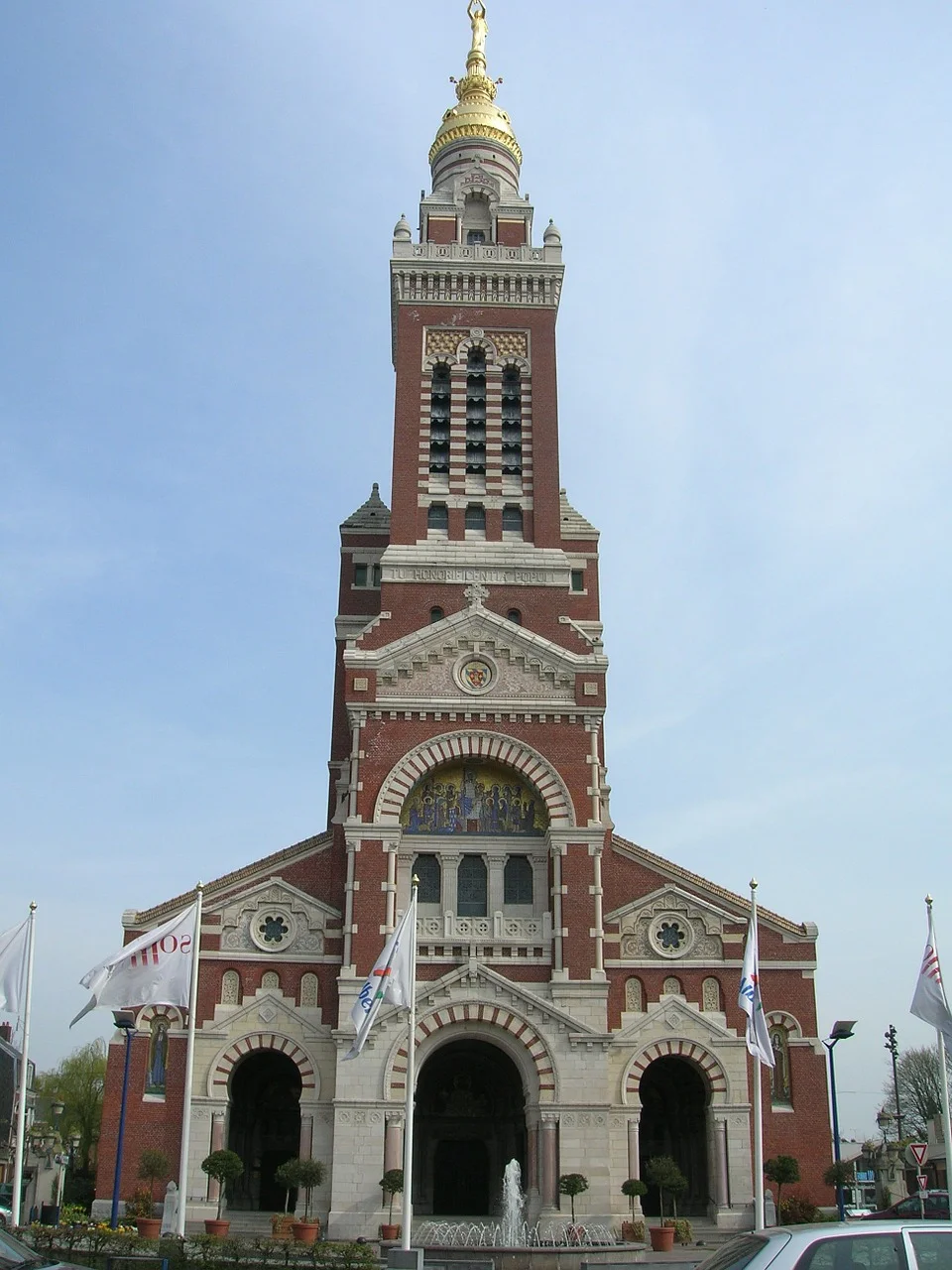 Notre-Dame de Brebières - Somme, by Eric Labayle / Source: Pixabay